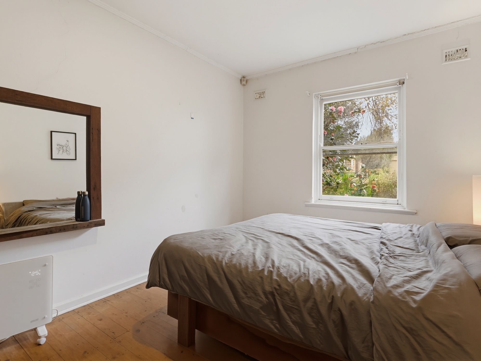 31 Lloyd Street — photo 9 of 17