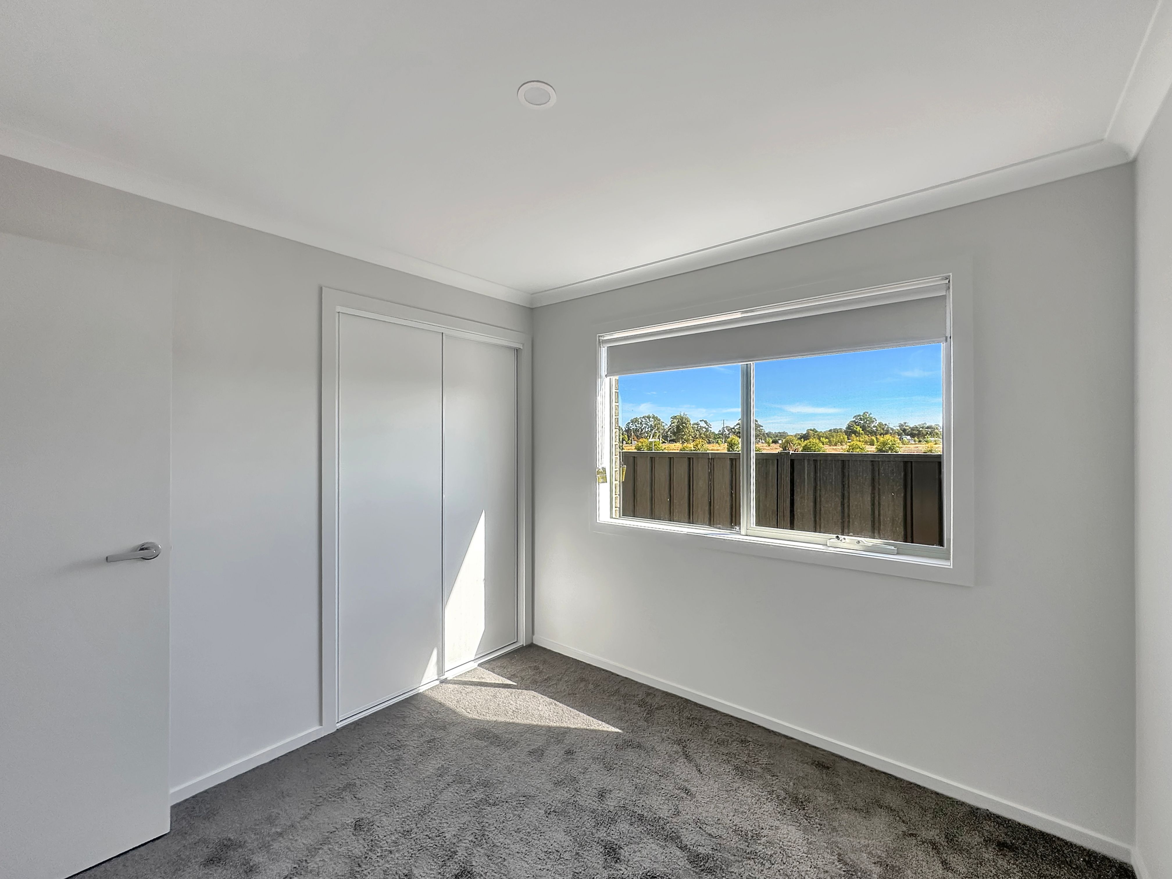 22 Honeyeater Street — photo 8 of 10