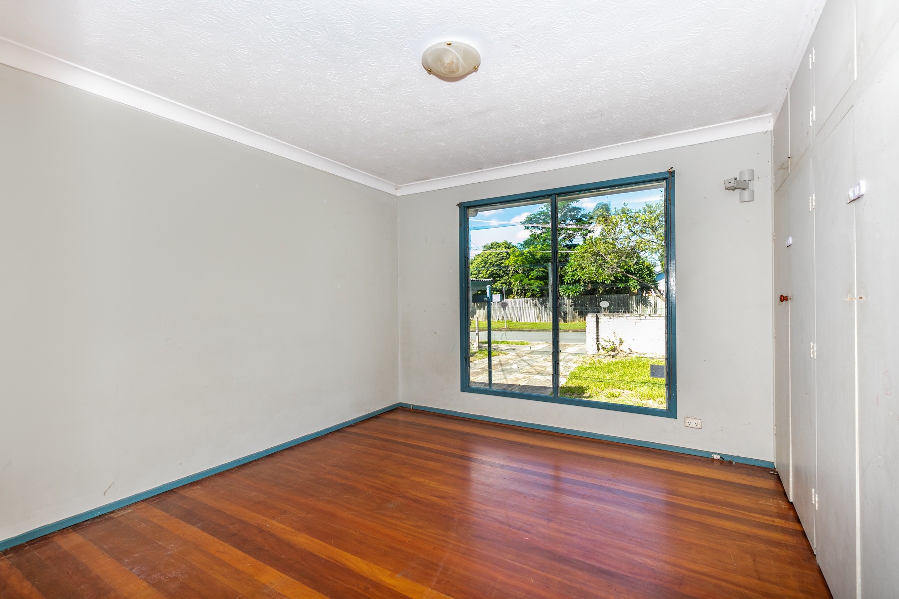 10 Flinders Street, Logan Central, QLD 4114