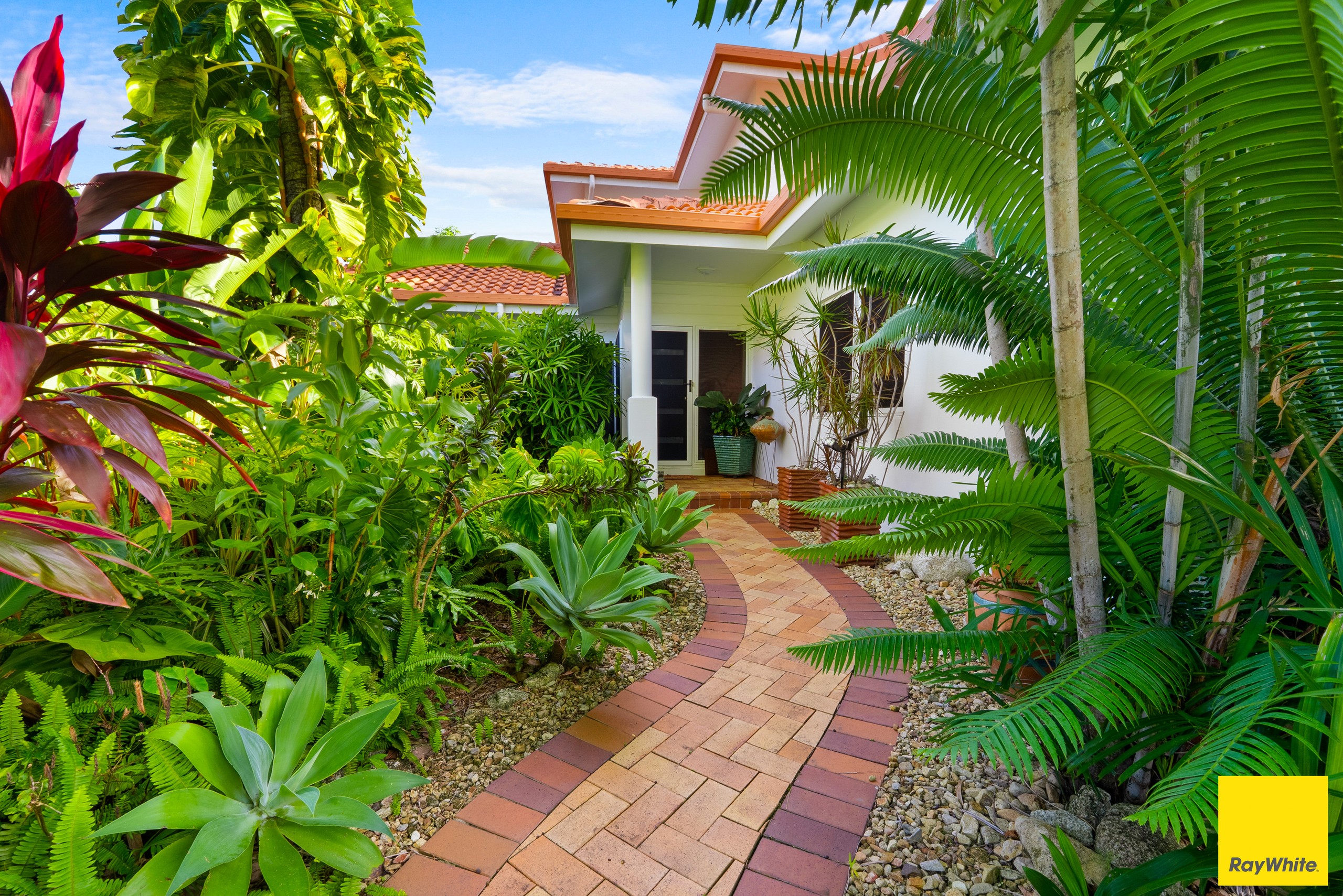 10 Cascade Avenue, Kewarra Beach, QLD 4879