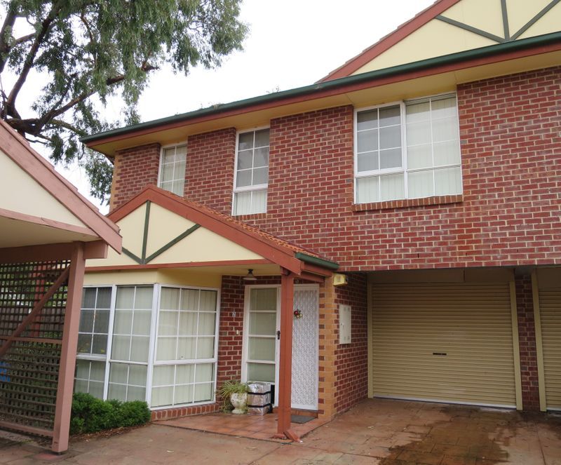 2/3 Stradbroke Street, Oakleigh South, VIC 3167