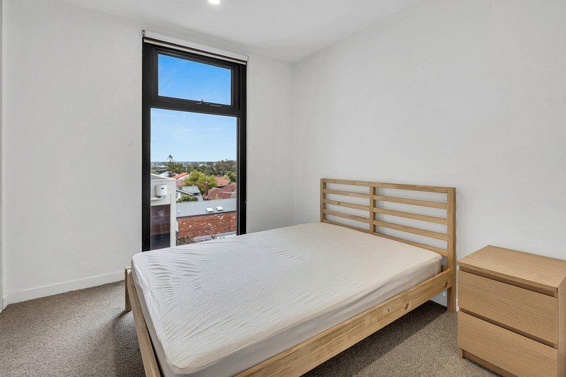 301/501-503 Plenty Road — photo 6 of 12