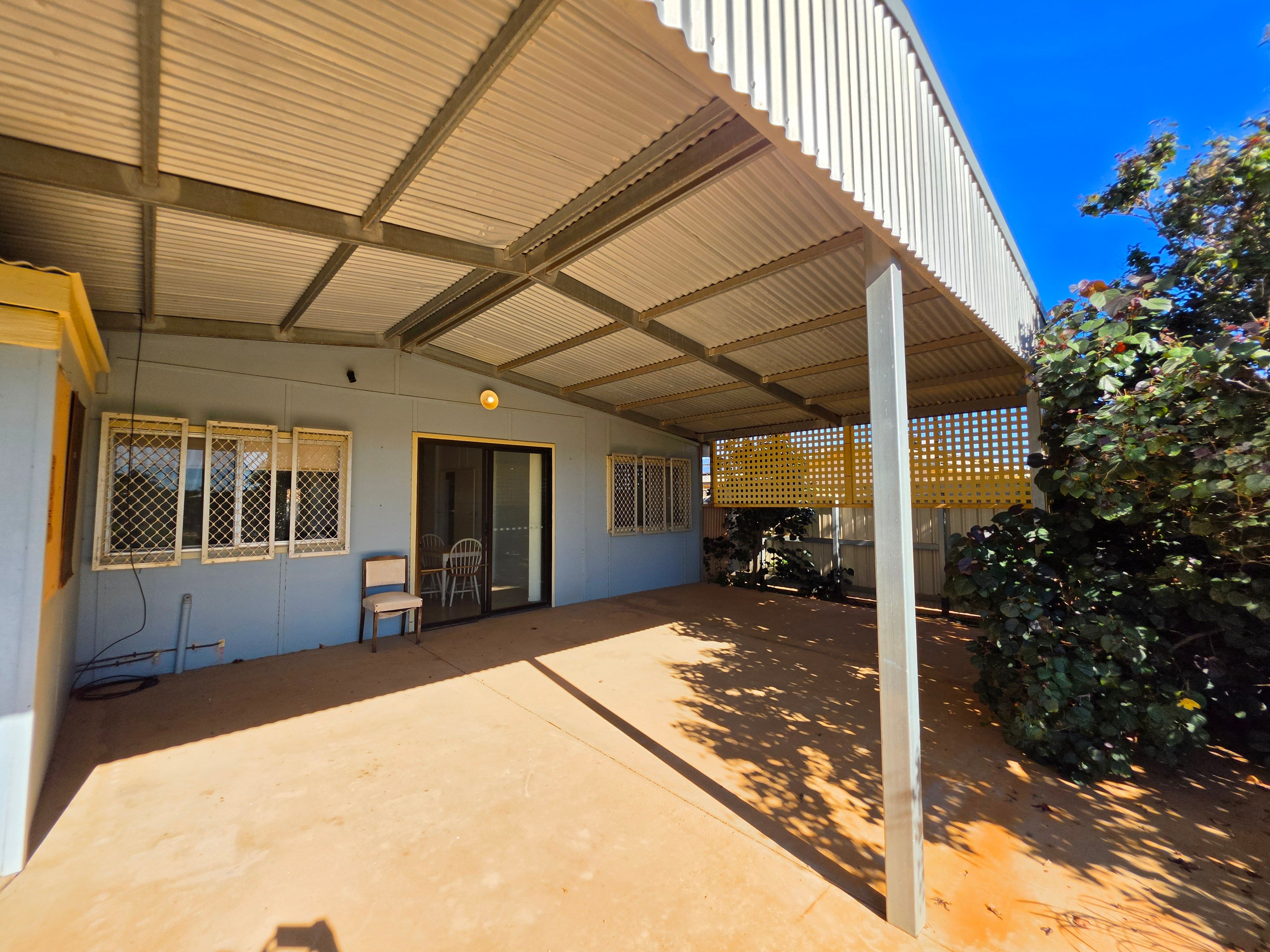 103 William Street — photo from Ray White Carnarvon