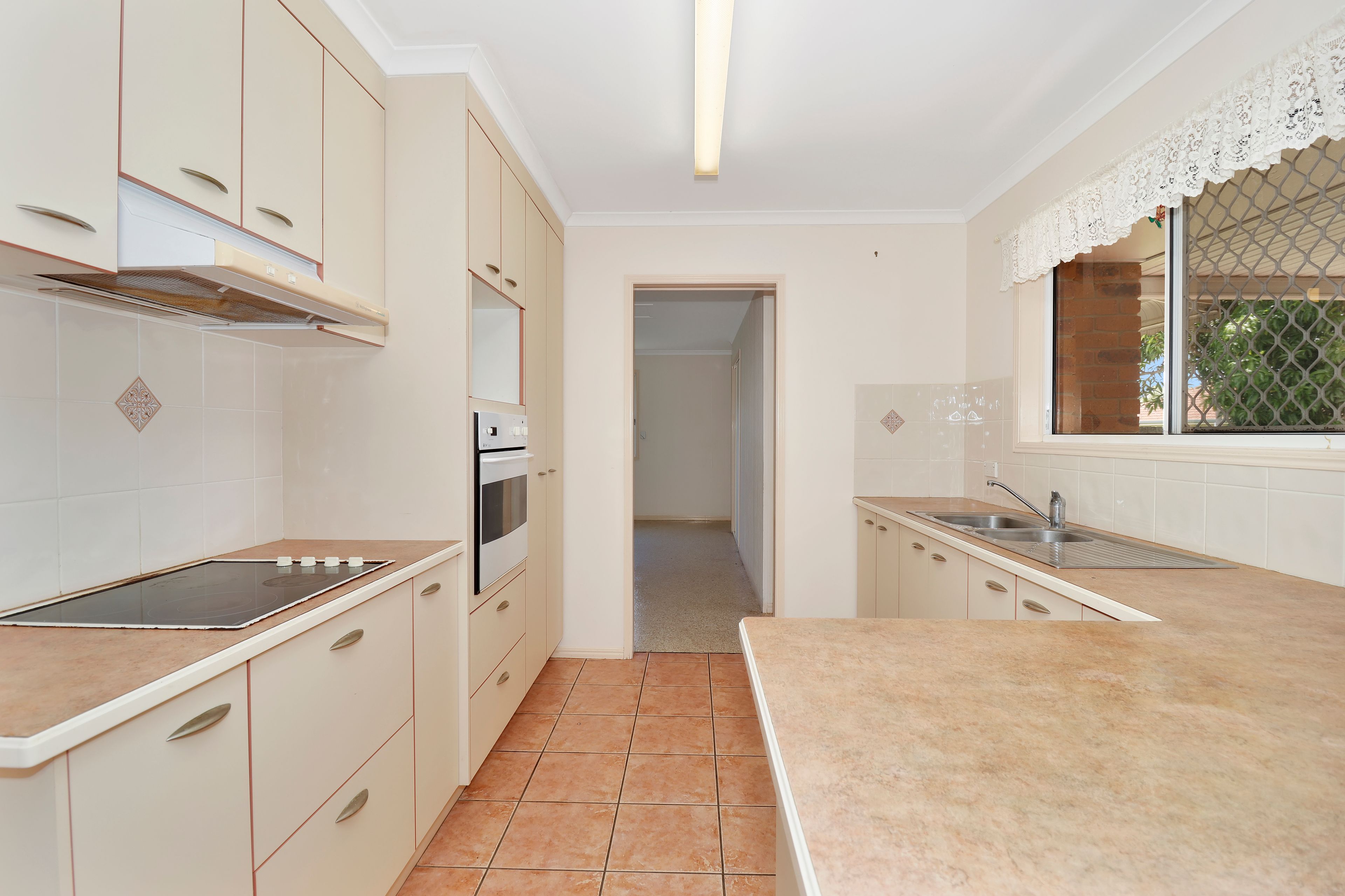 88 Honiton Street — photo 3 of 15