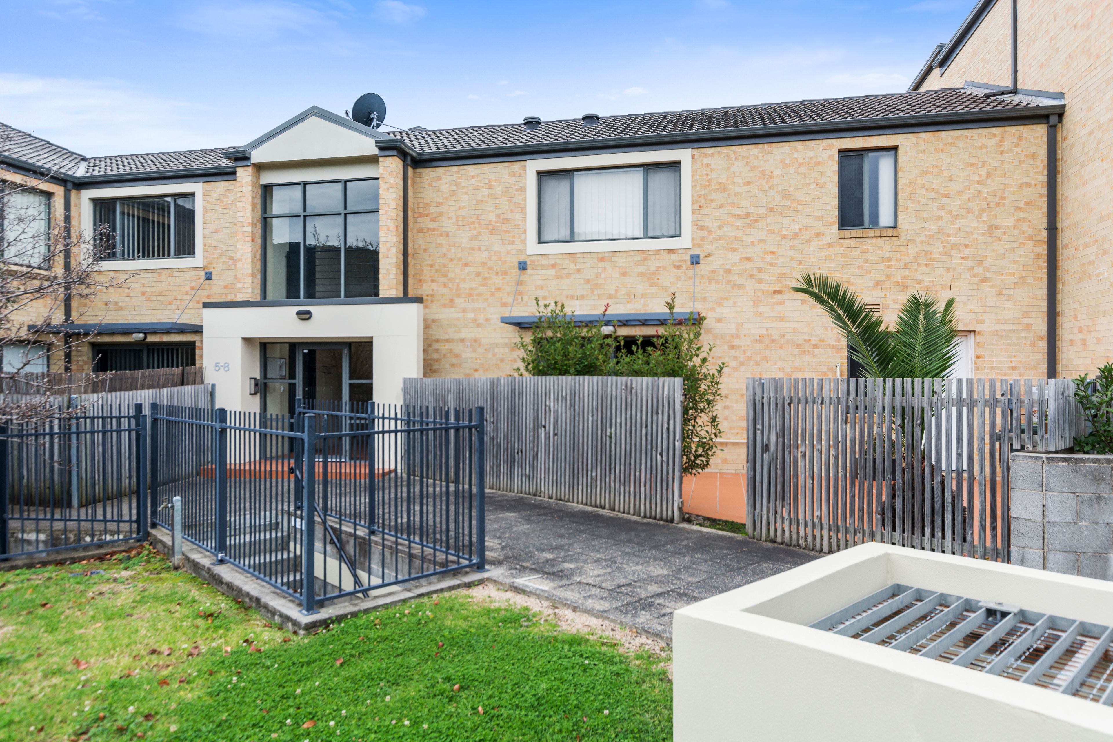 2 Forestview Way, Woonona NSW 2517