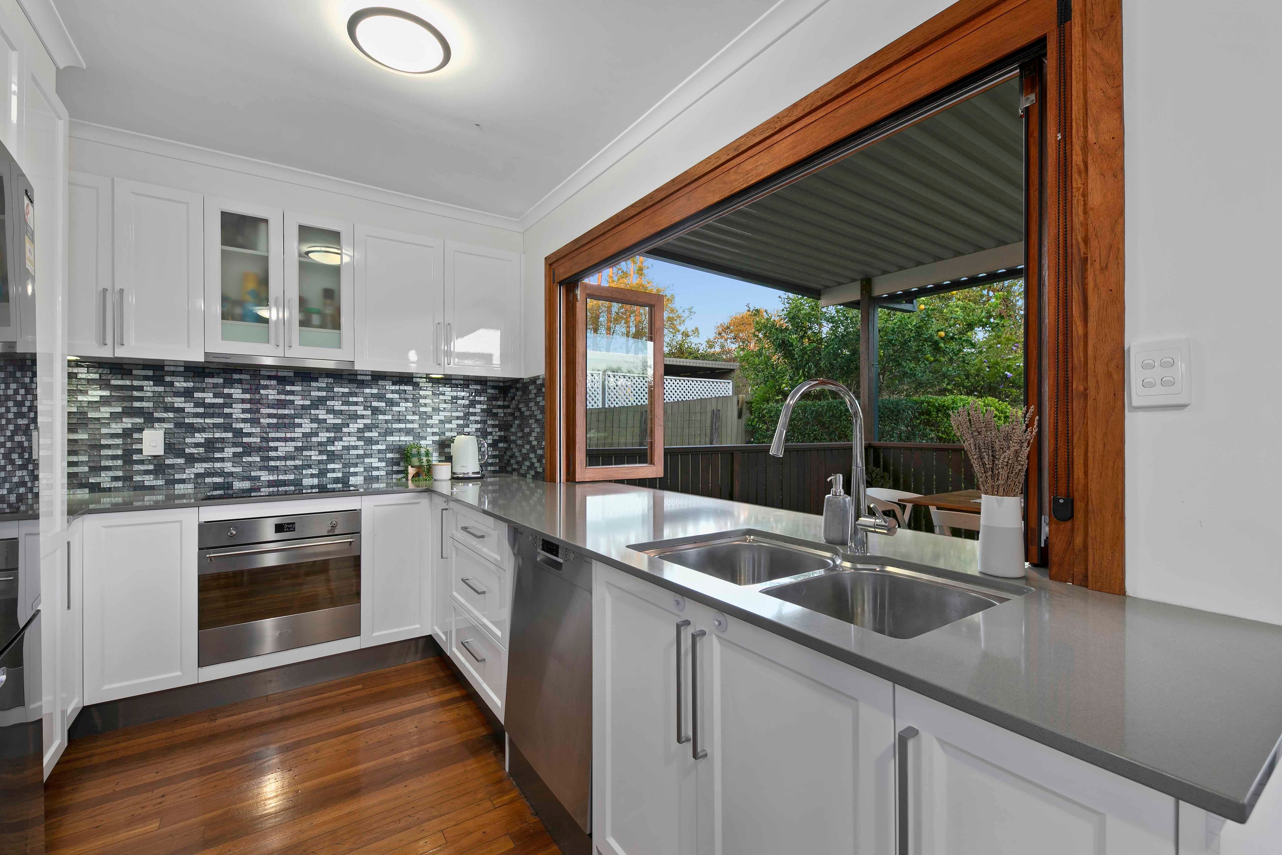 28 Brownie Street, Jamboree Heights, QLD 4074