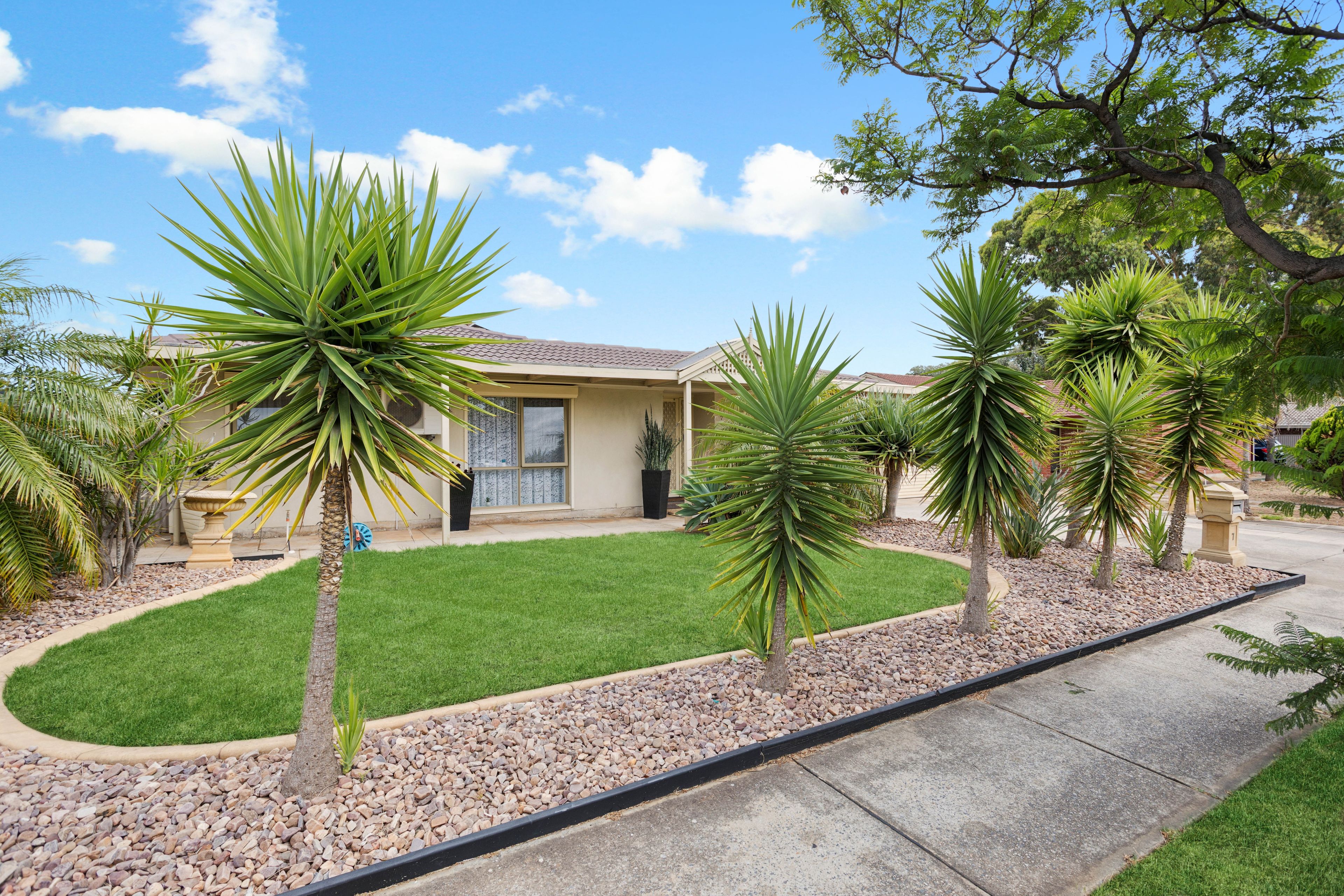 7 Windsor Avenue, Pennington, SA 5013