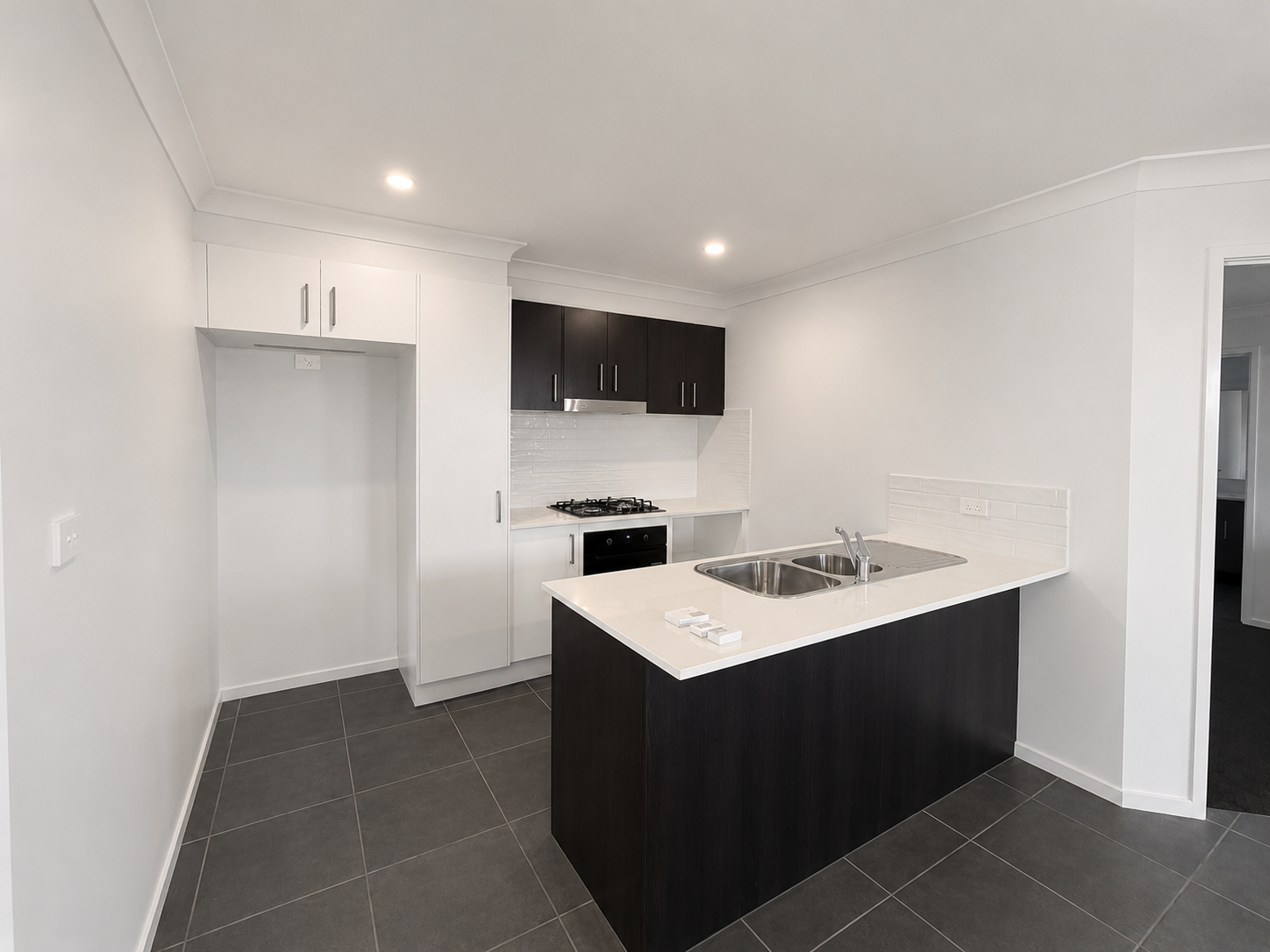 1/17 Harrison Place — photo 3 of 8