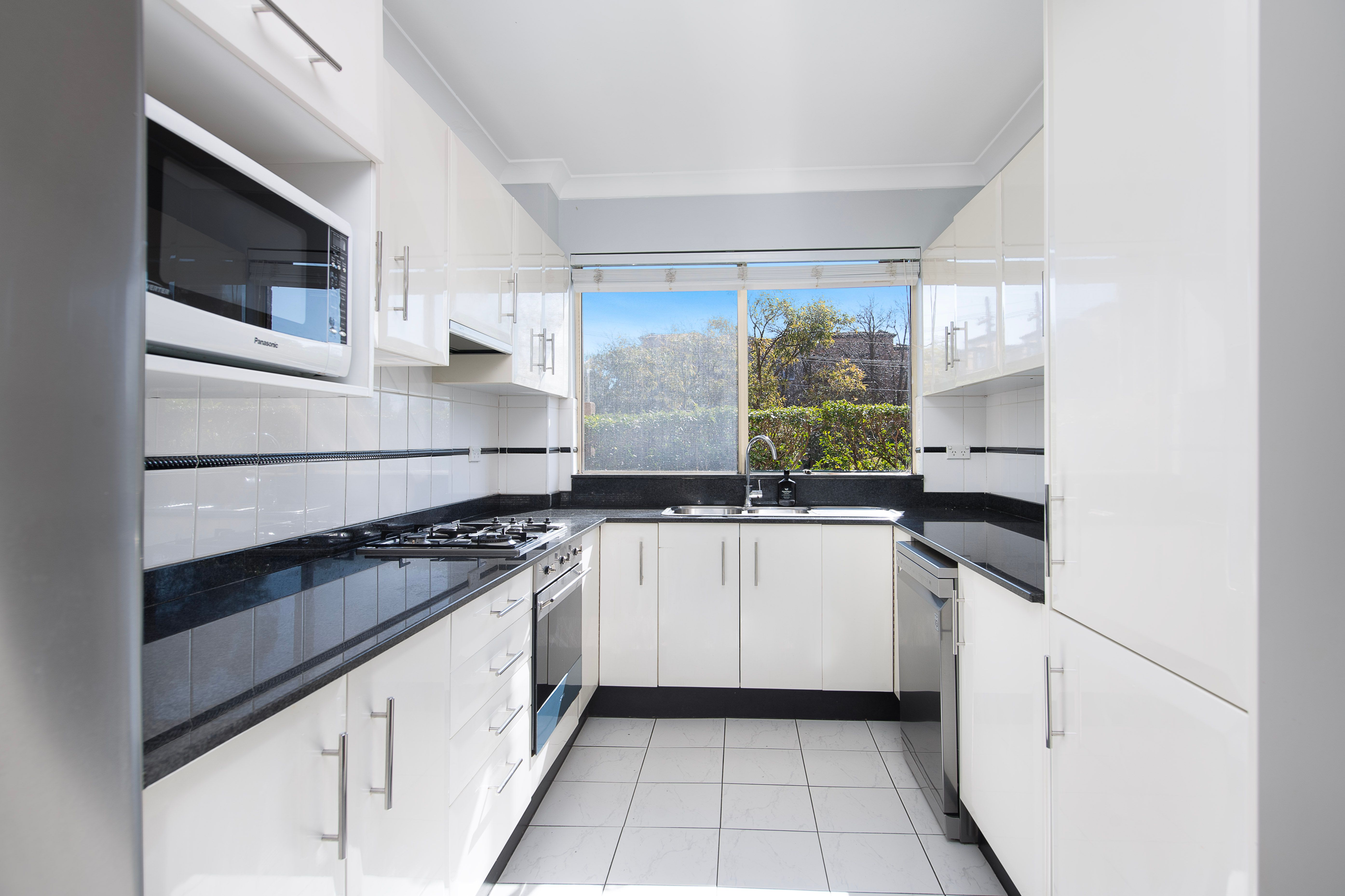 2/6-12 Mansfield Avenue, Caringbah, NSW 2229