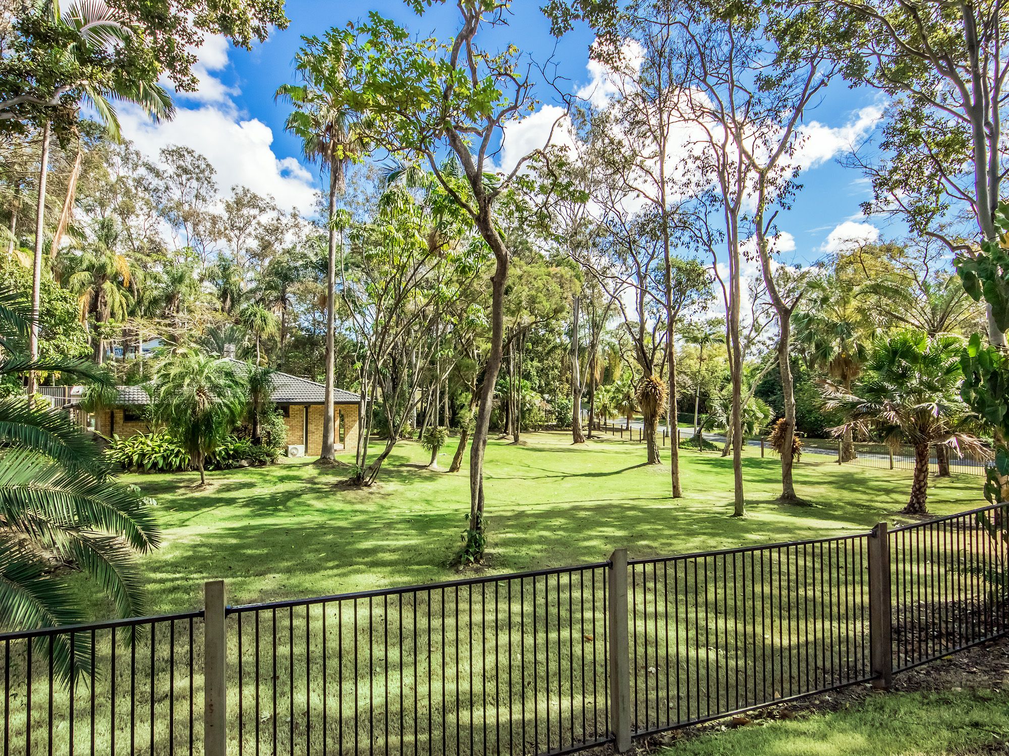 32 Ruth Terrace, Oxenford QLD 4210