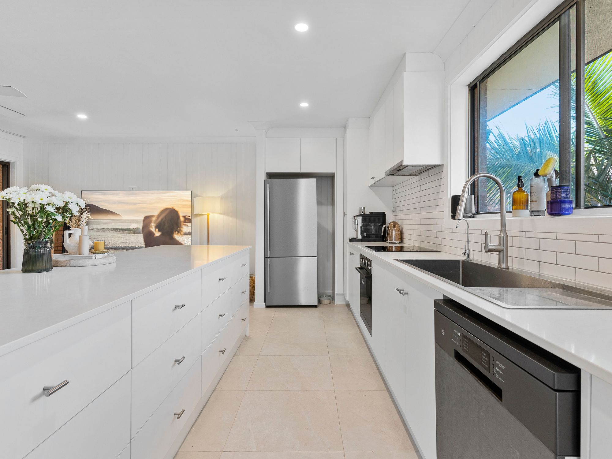 3 Jodie Court, Mermaid Waters QLD 4218