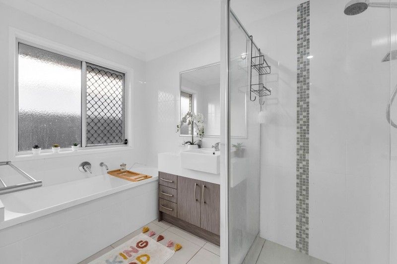 26 Goldfinch Street — photo 12 of 19