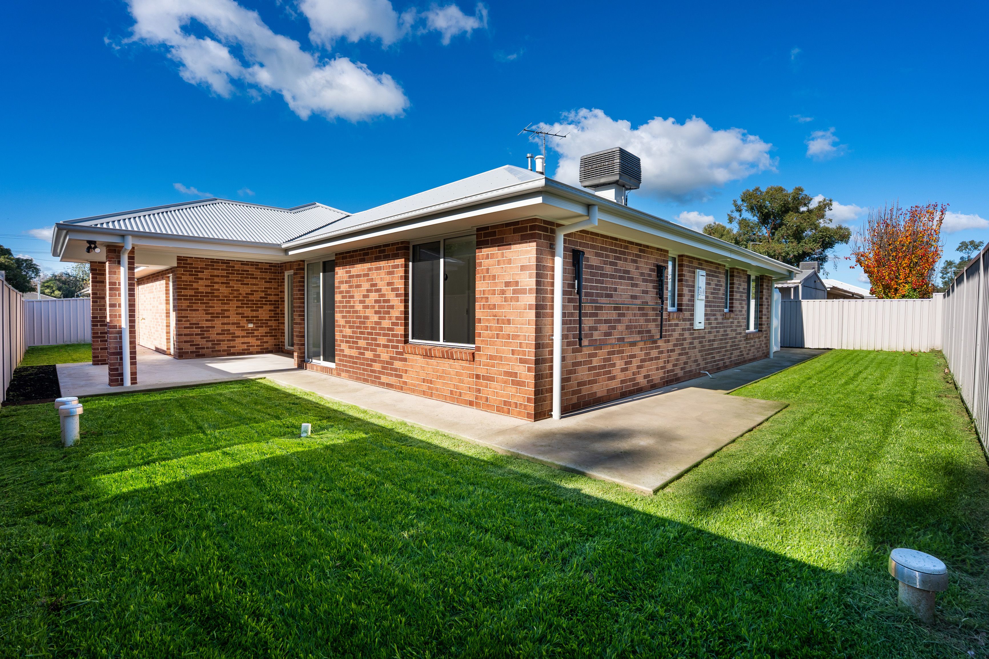 1-2/76 Urana Street — photo 16 of 25