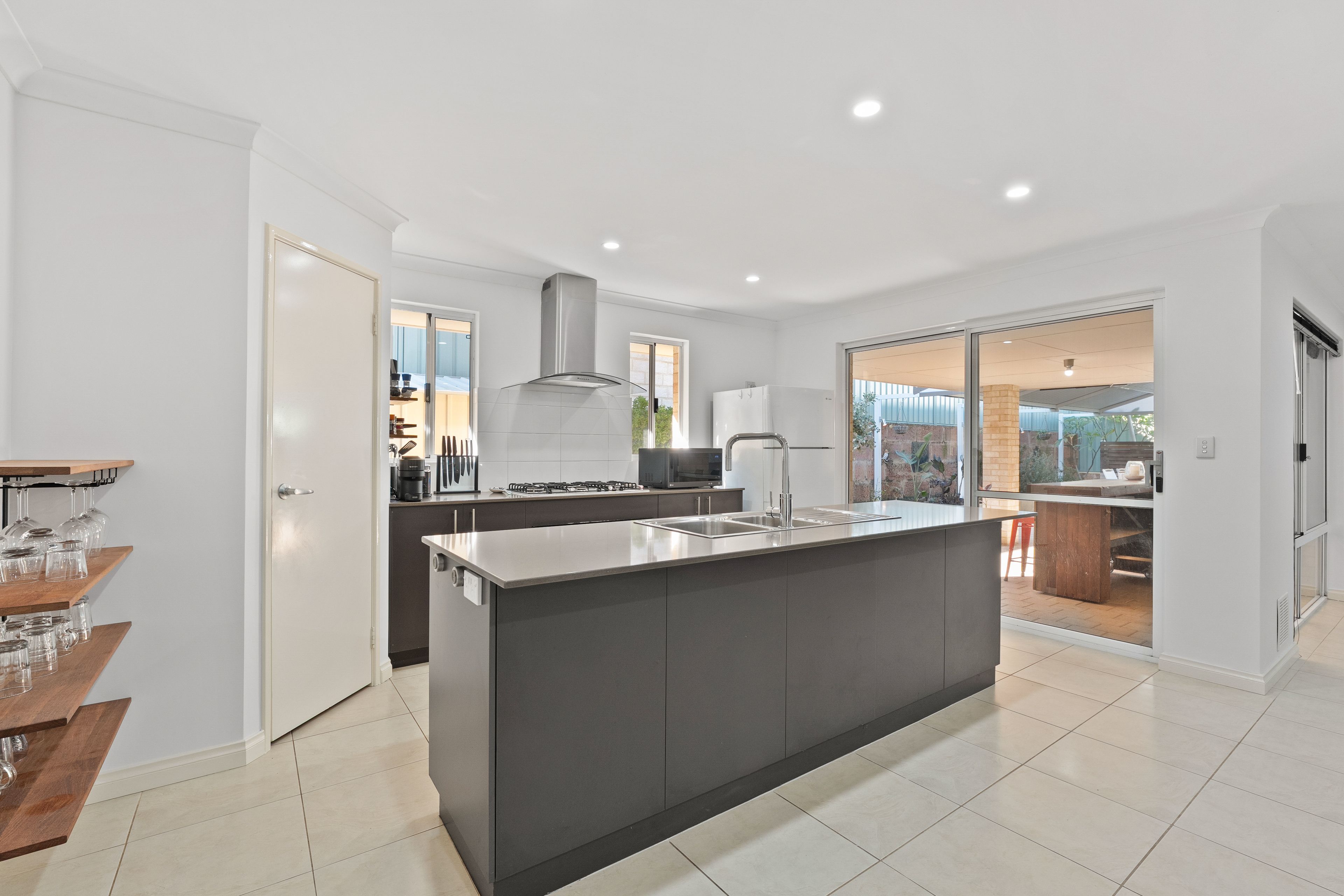 36 Explorers Crescent — photo 11 of 30
