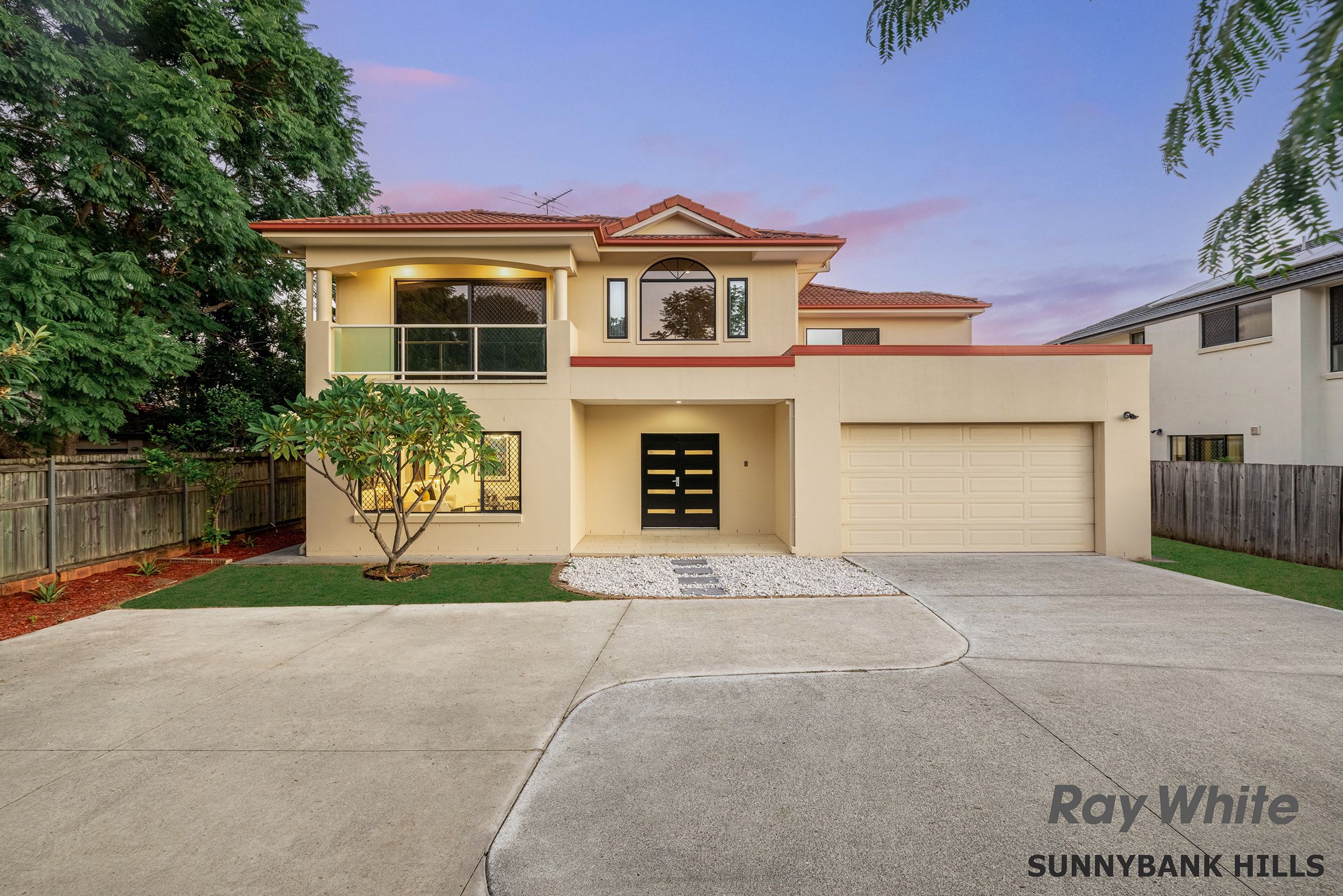 20 Trevi Close, Eight Mile Plains QLD 4113