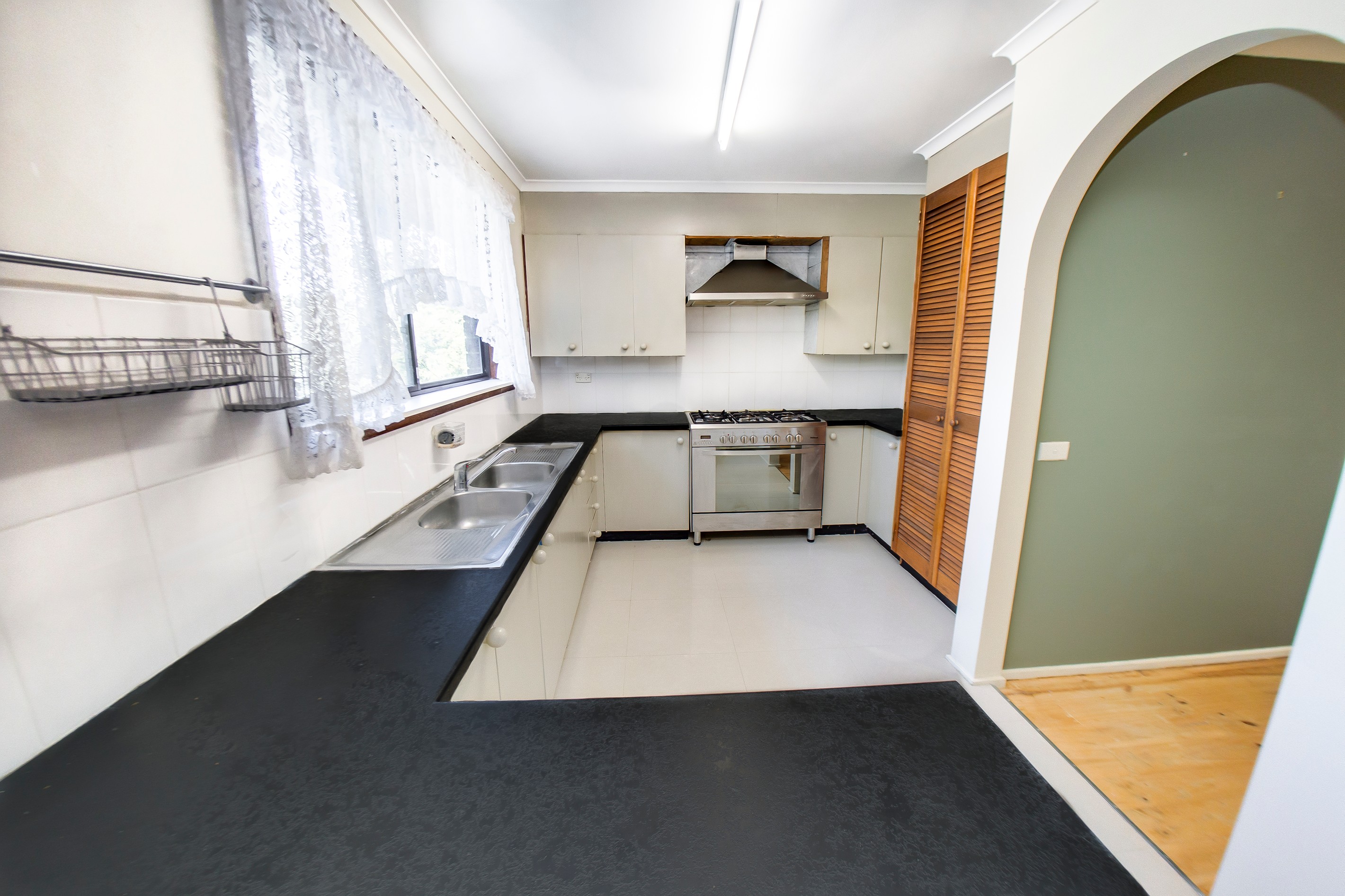 2/20 High Street, Bayswater, VIC 3153