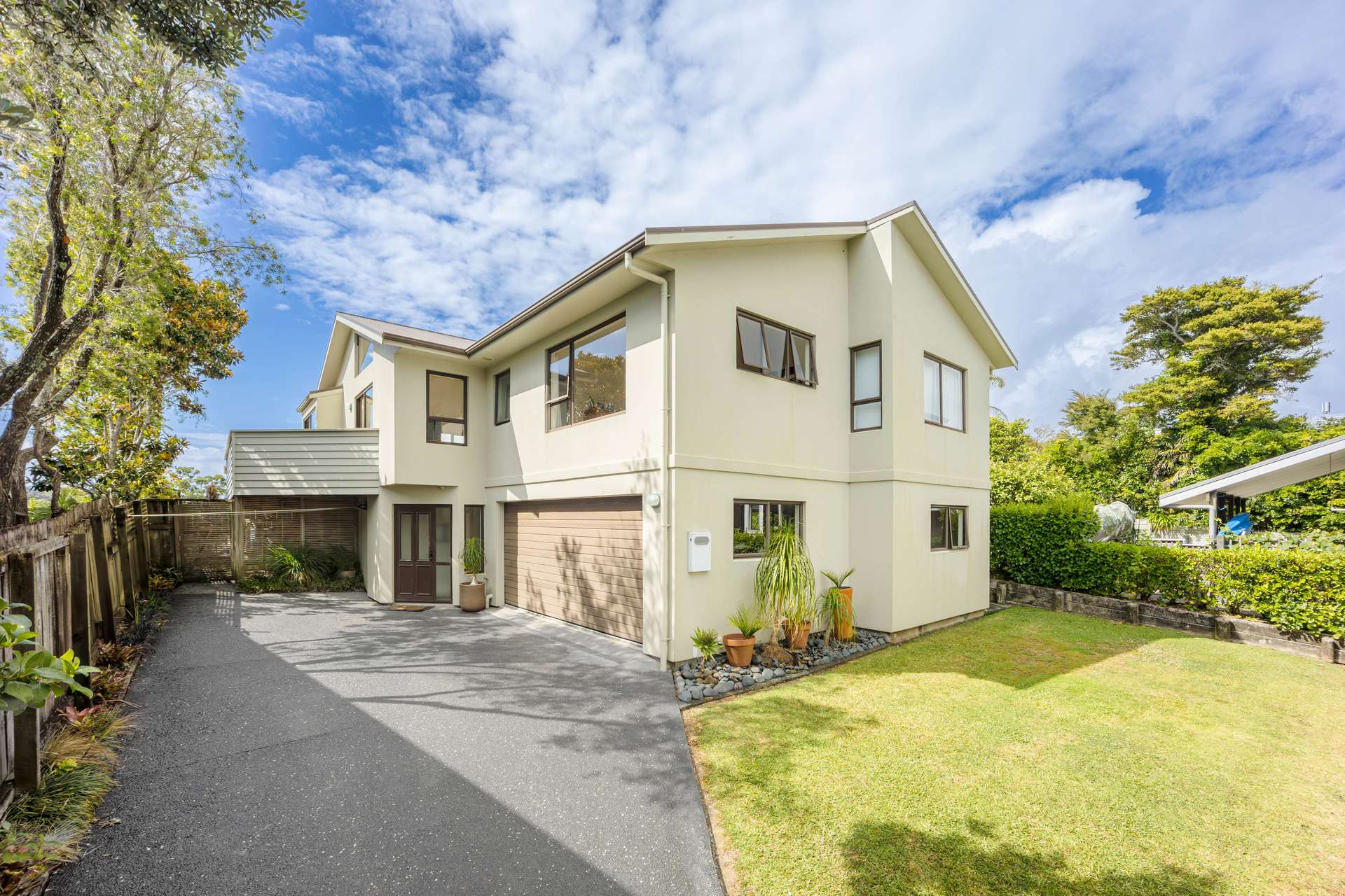 14B Alexander Road photo 1