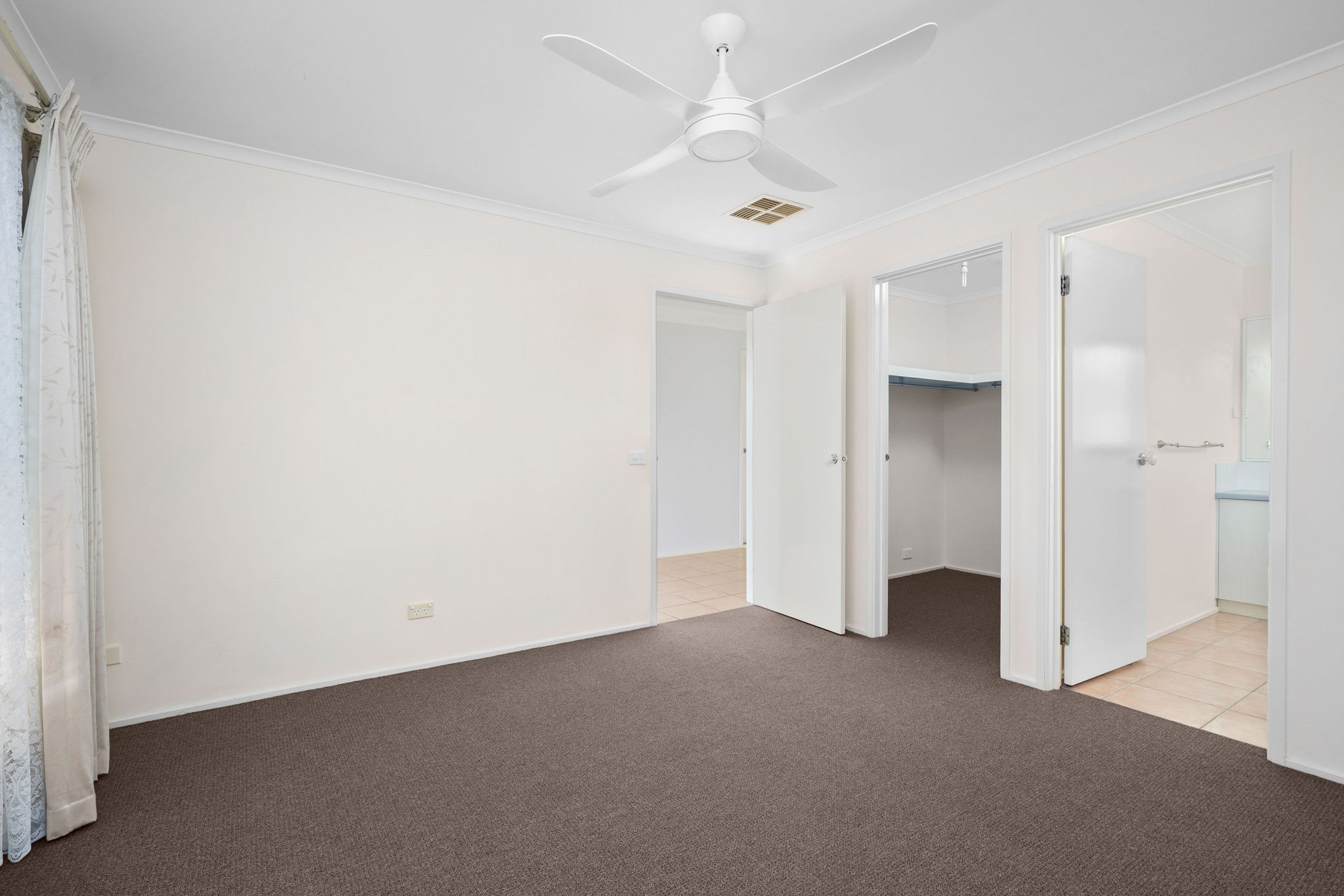 11 Redleaf Close, Lara, VIC 3212