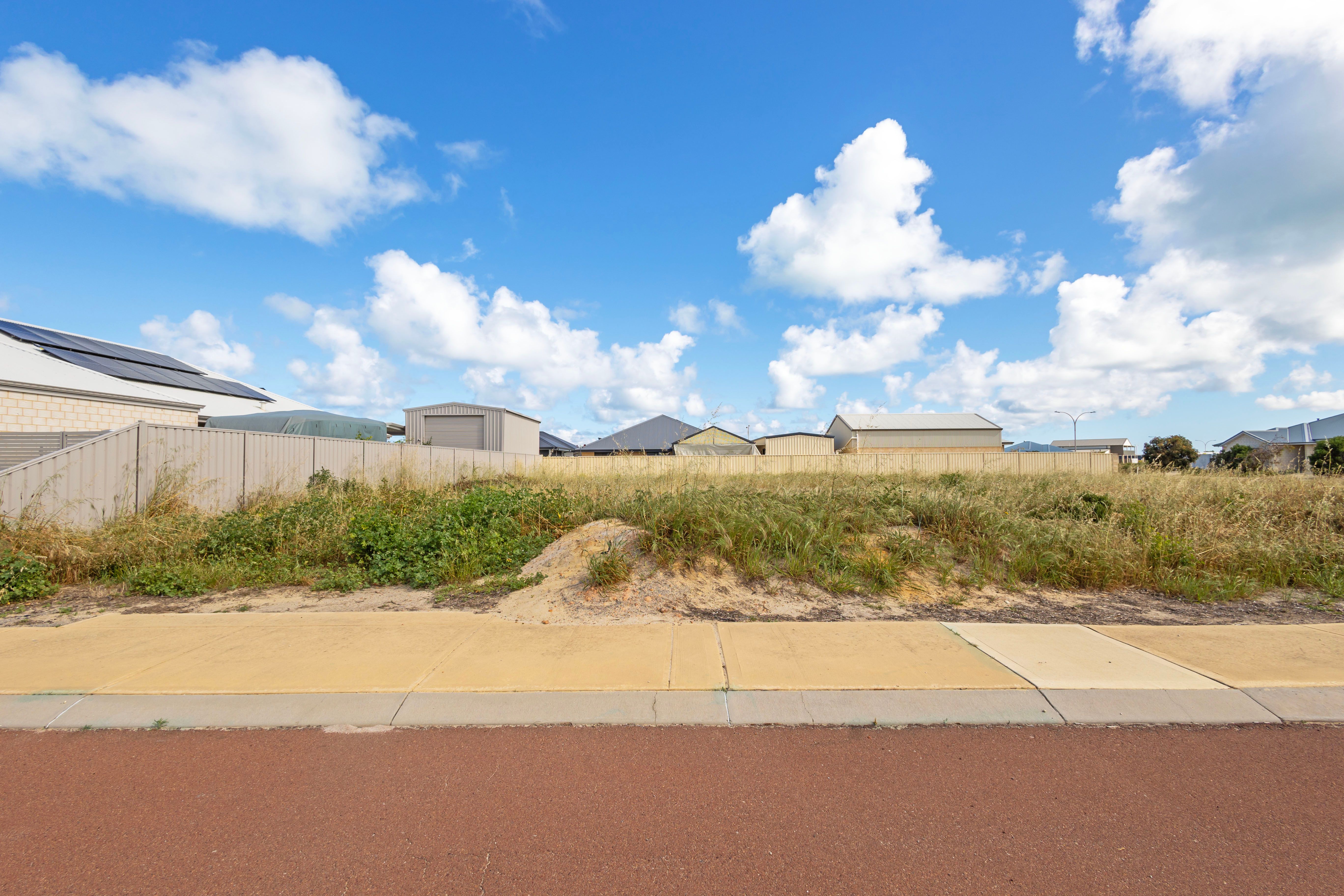 Lot 995, 18 Bremer Parade — photo 3 of 6