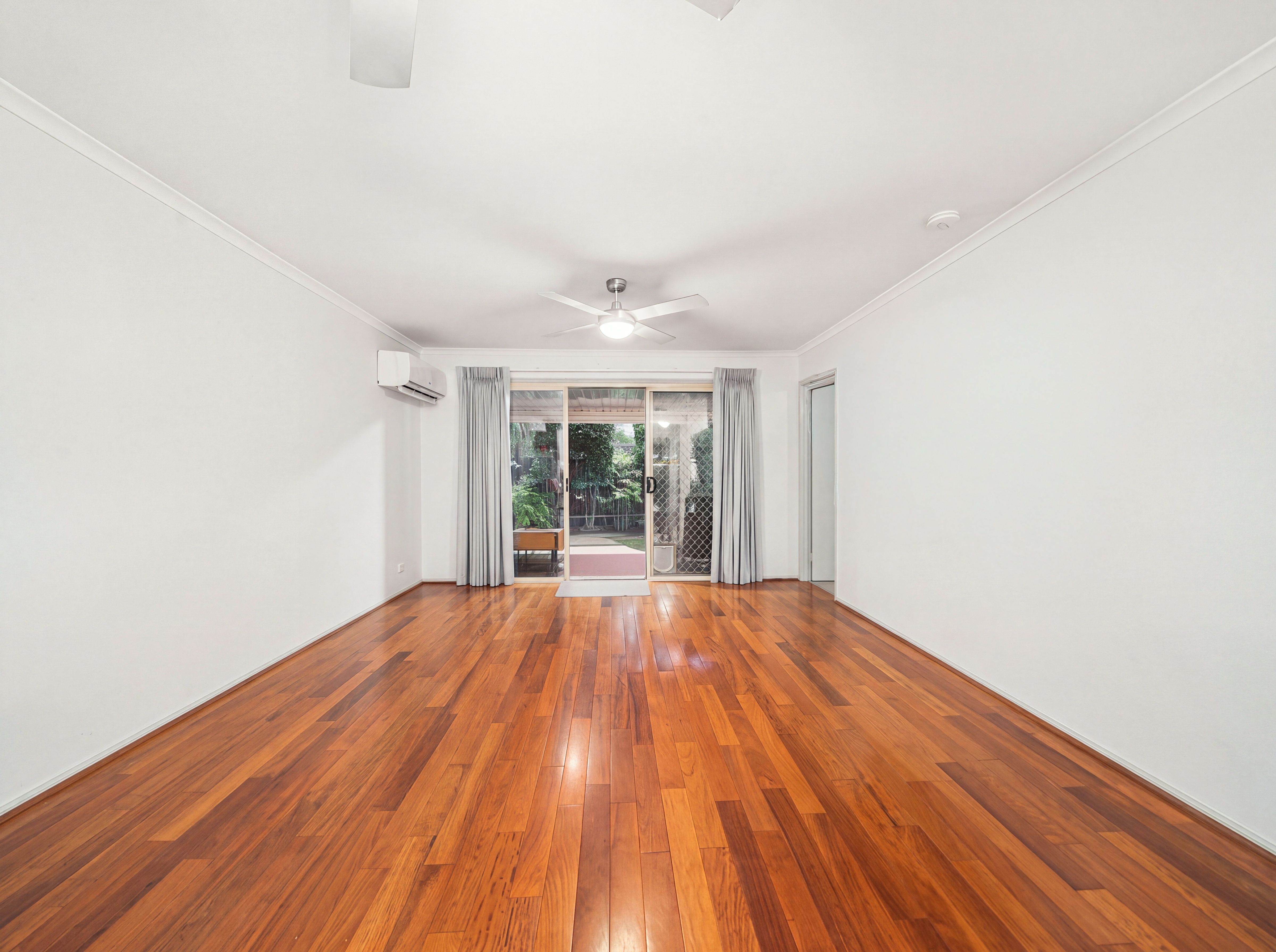 16/23 Burpengary Road — photo 6 of 12