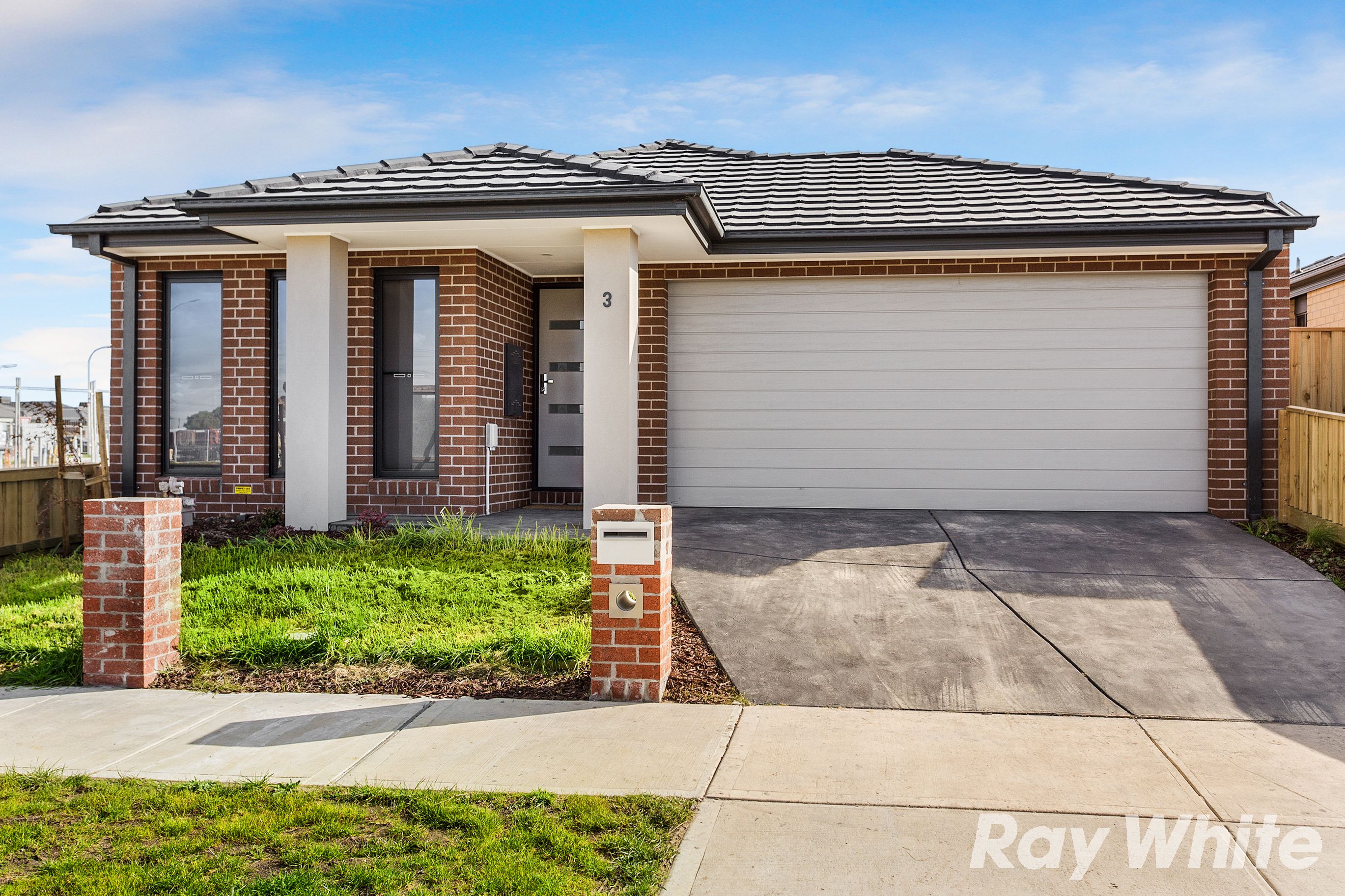 3 Tremont Street, Pakenham, VIC 3810