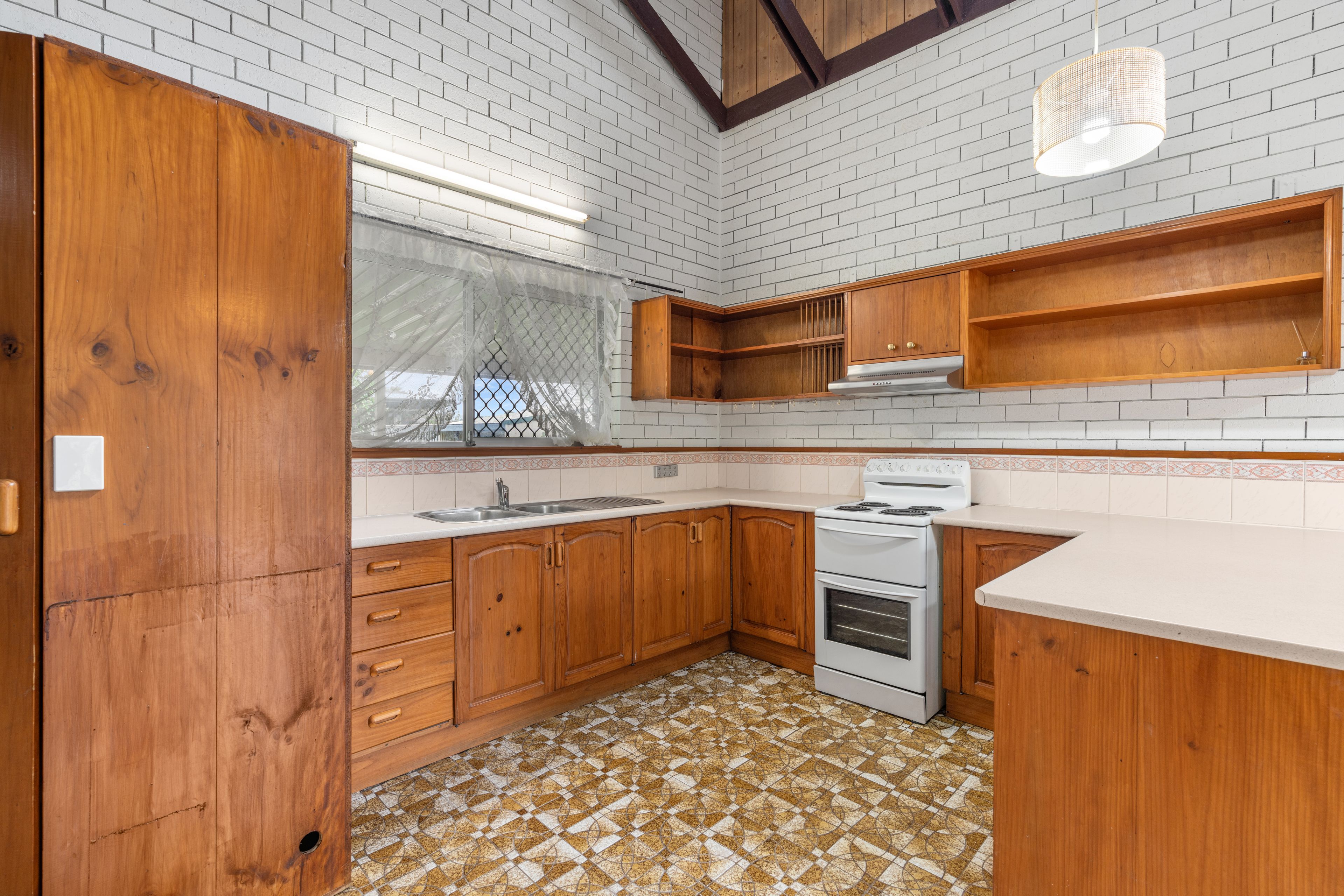 15 Bushlark Street, Crestmead, QLD 4132
