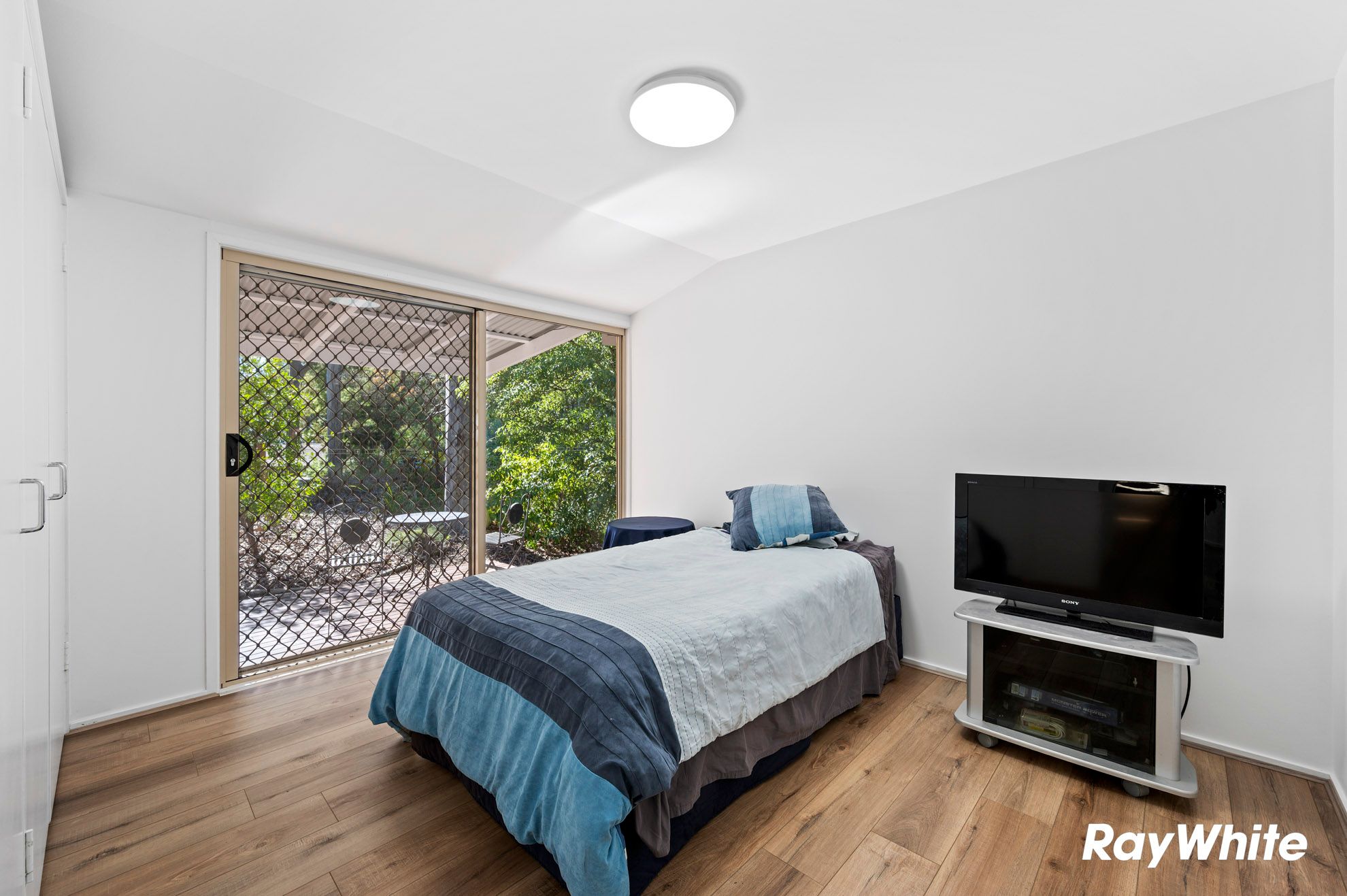 11 Lilli Pilli Road — photo 13 of 30