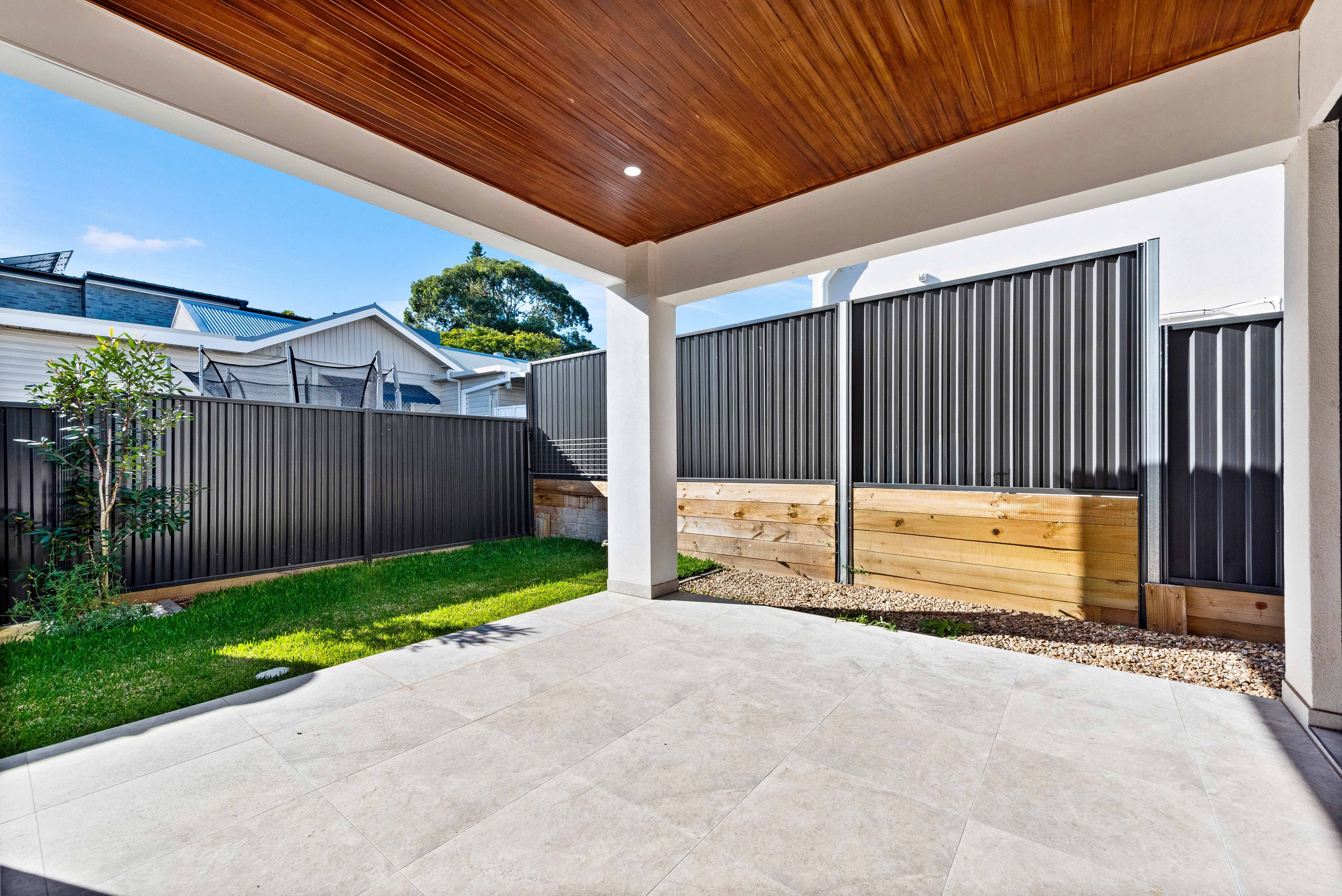 14A Riverside Avenue — photo 8 of 15