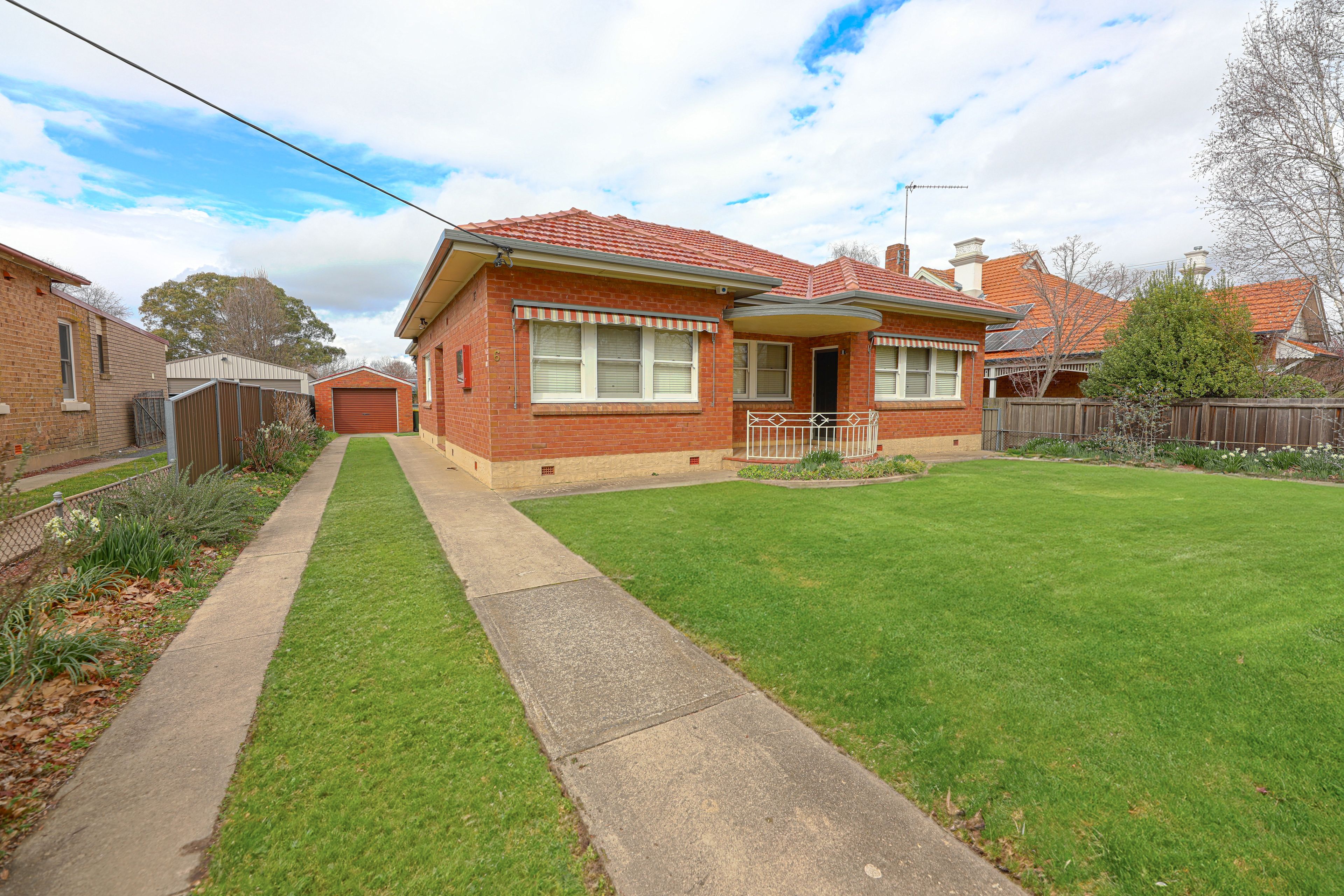 6 Sale Street, Orange NSW 2800