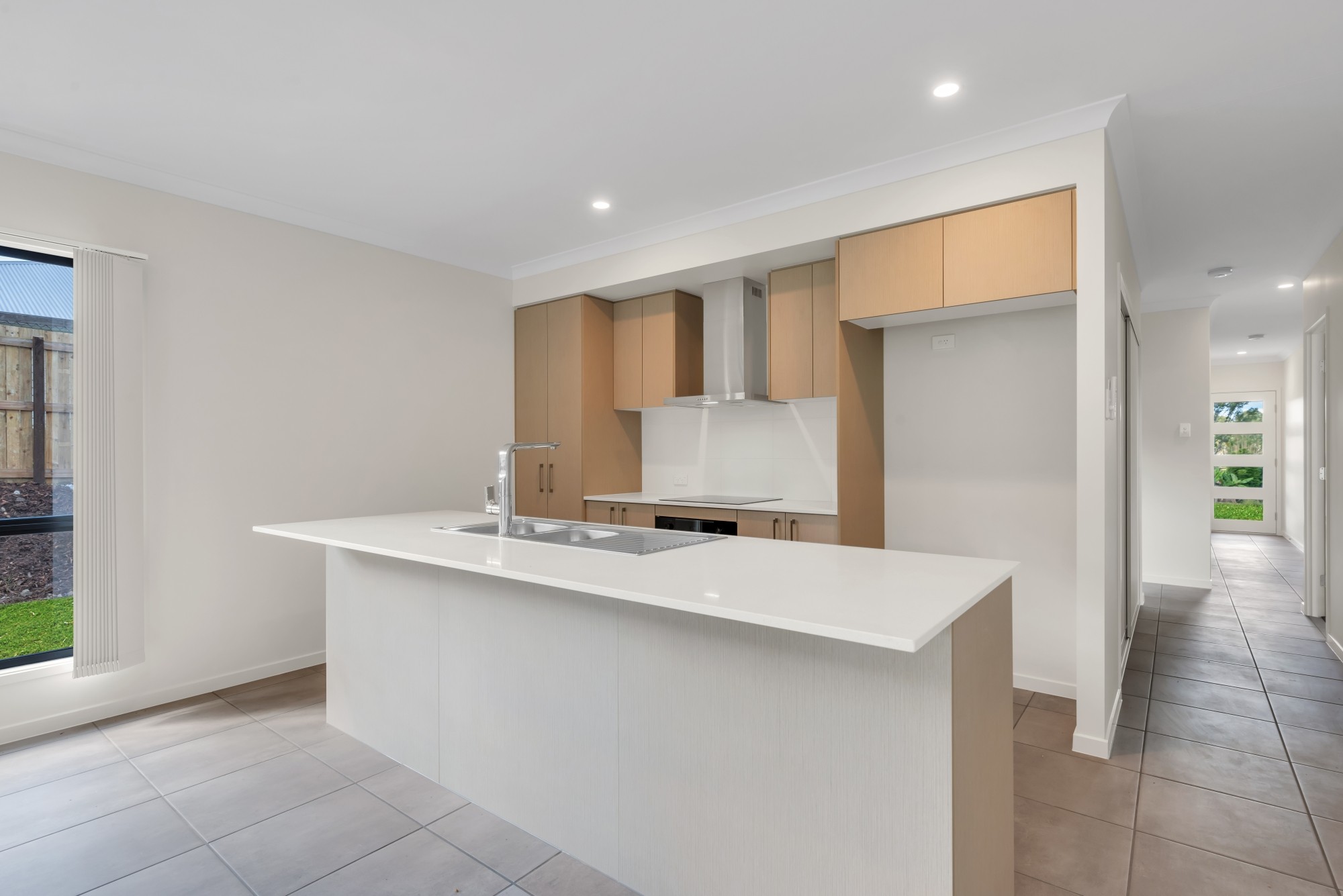 2/26 Eagle Hawk Drive, Southside, QLD 4570