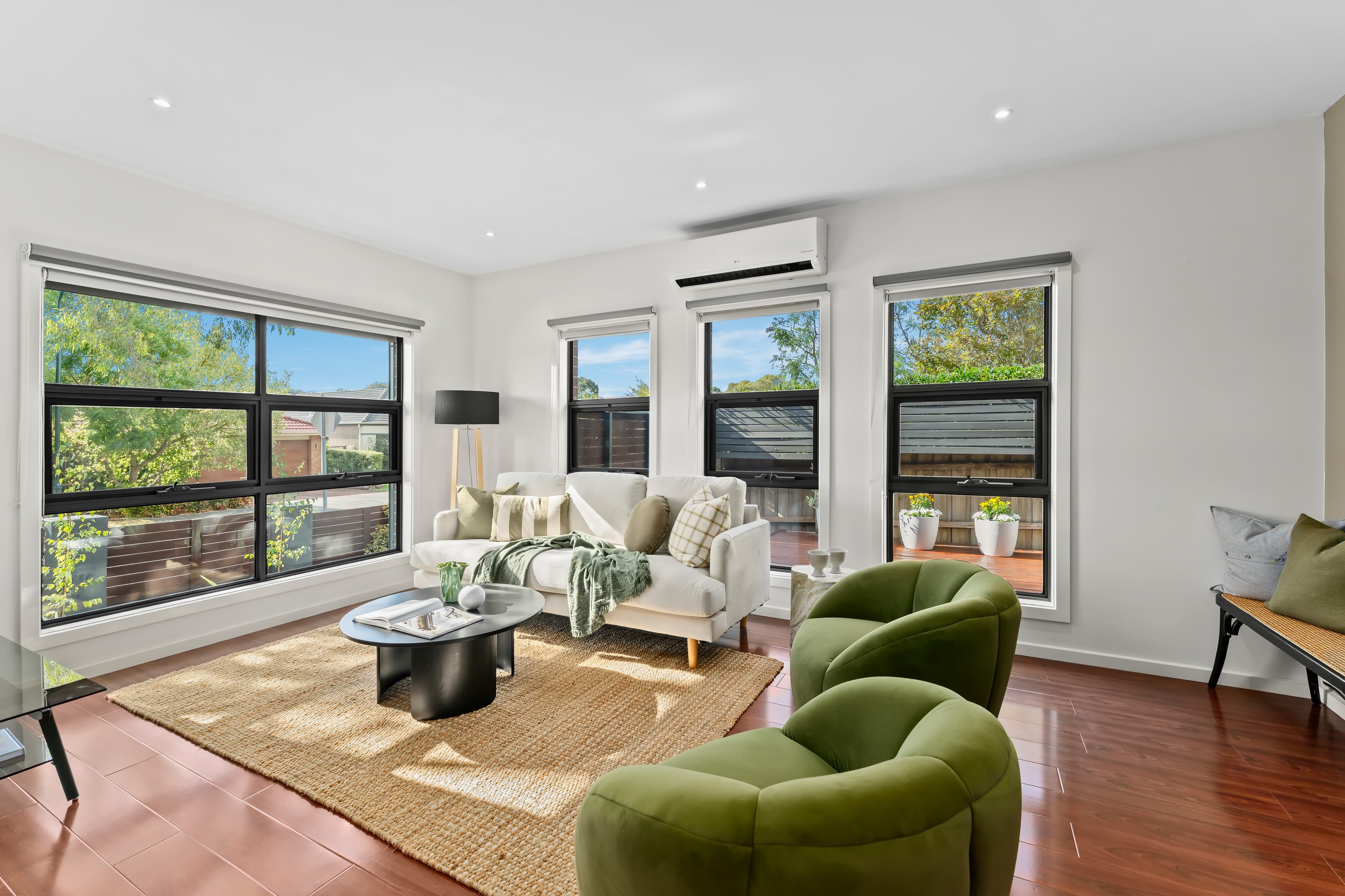 2 Tanglewood Road, Rowville, VIC 3178