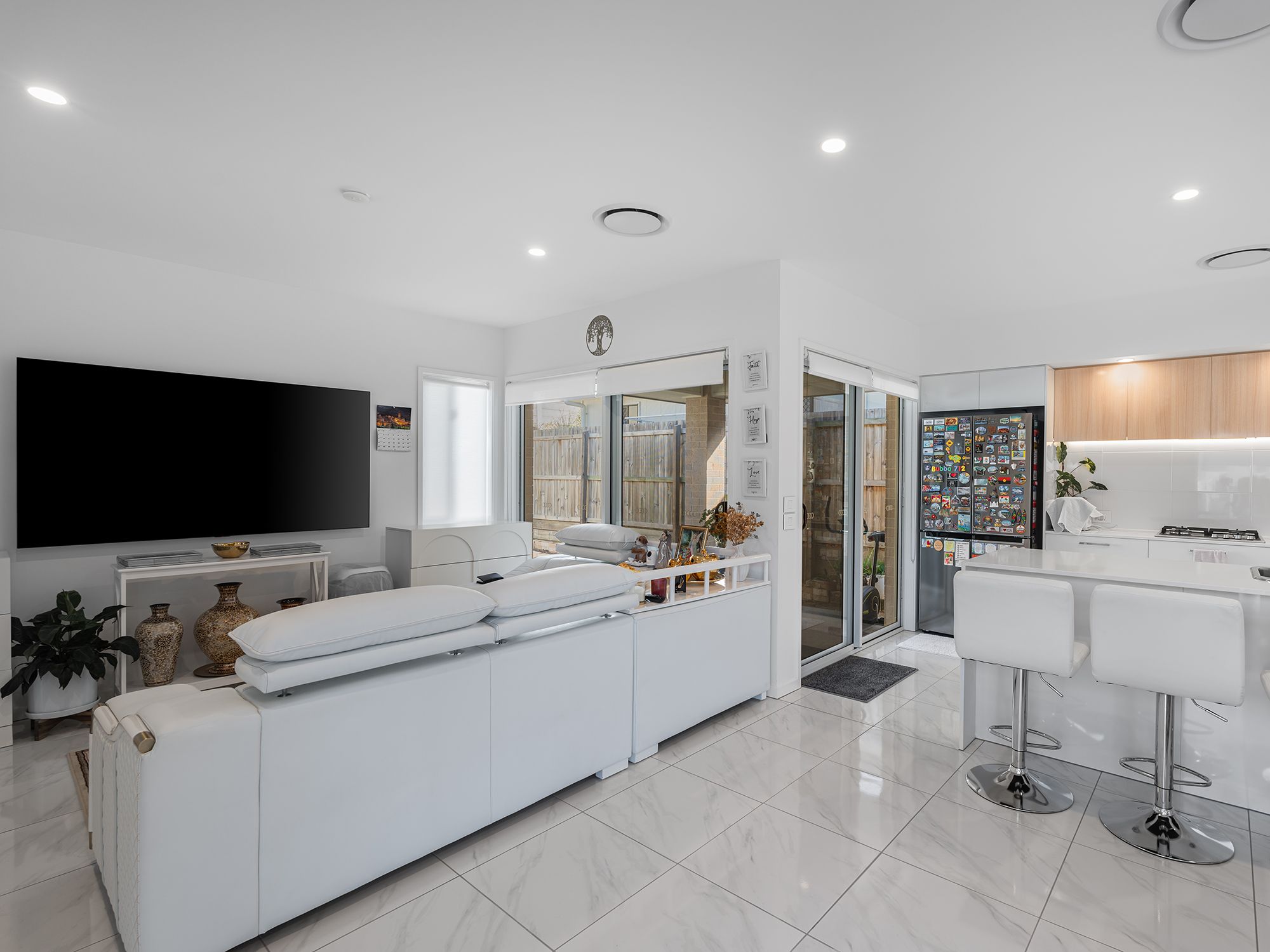 45 Cambridge Way — photo 14 of 20