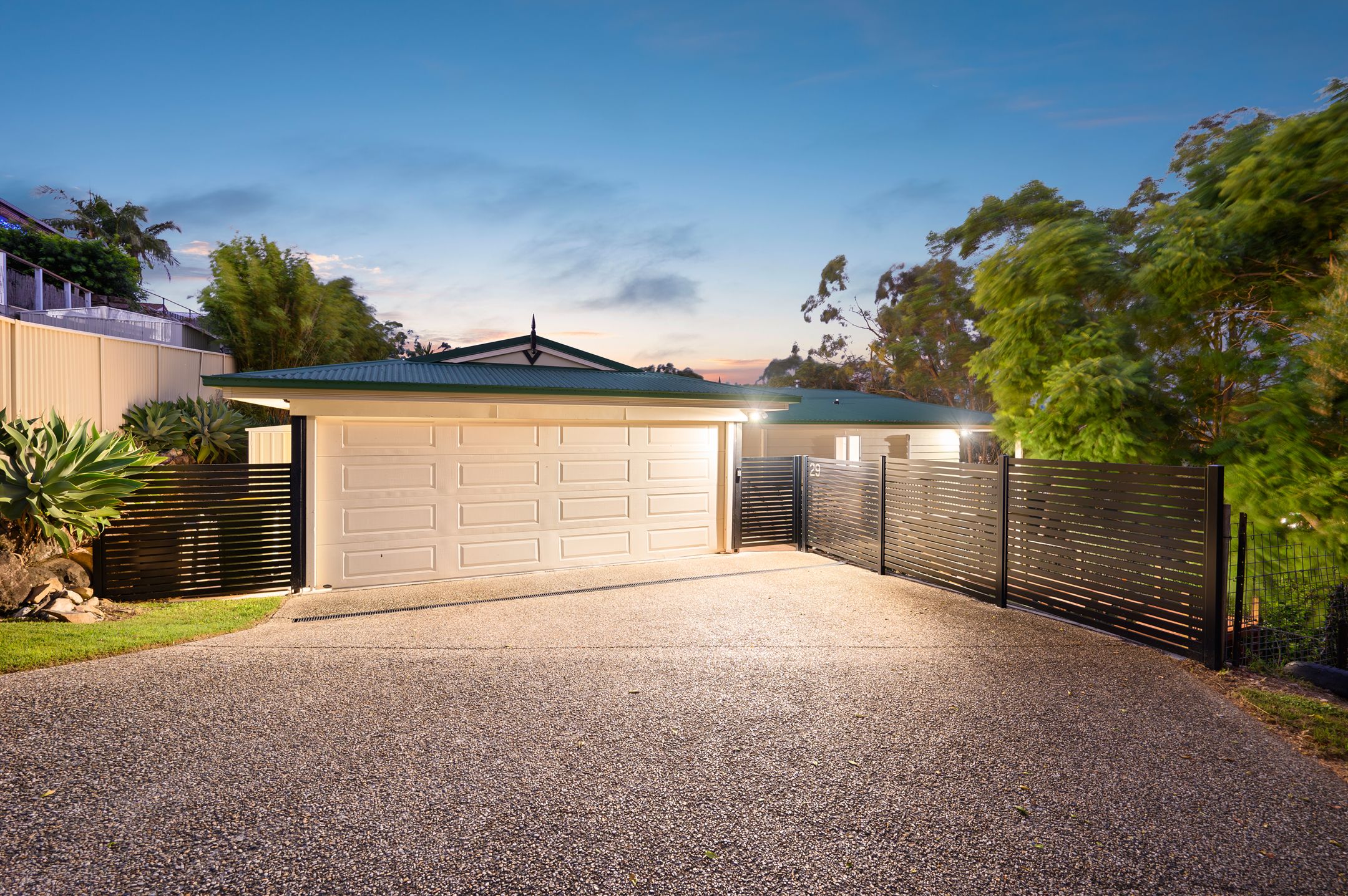 29 Crestridge Crescent, Oxenford QLD 4210