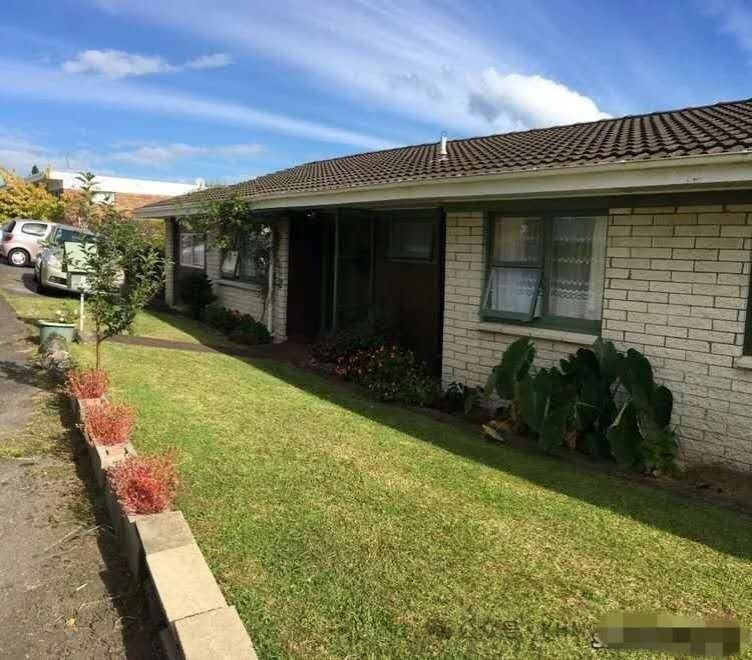 1/16A Penney Avenue, Mount Roskill, Auckland City