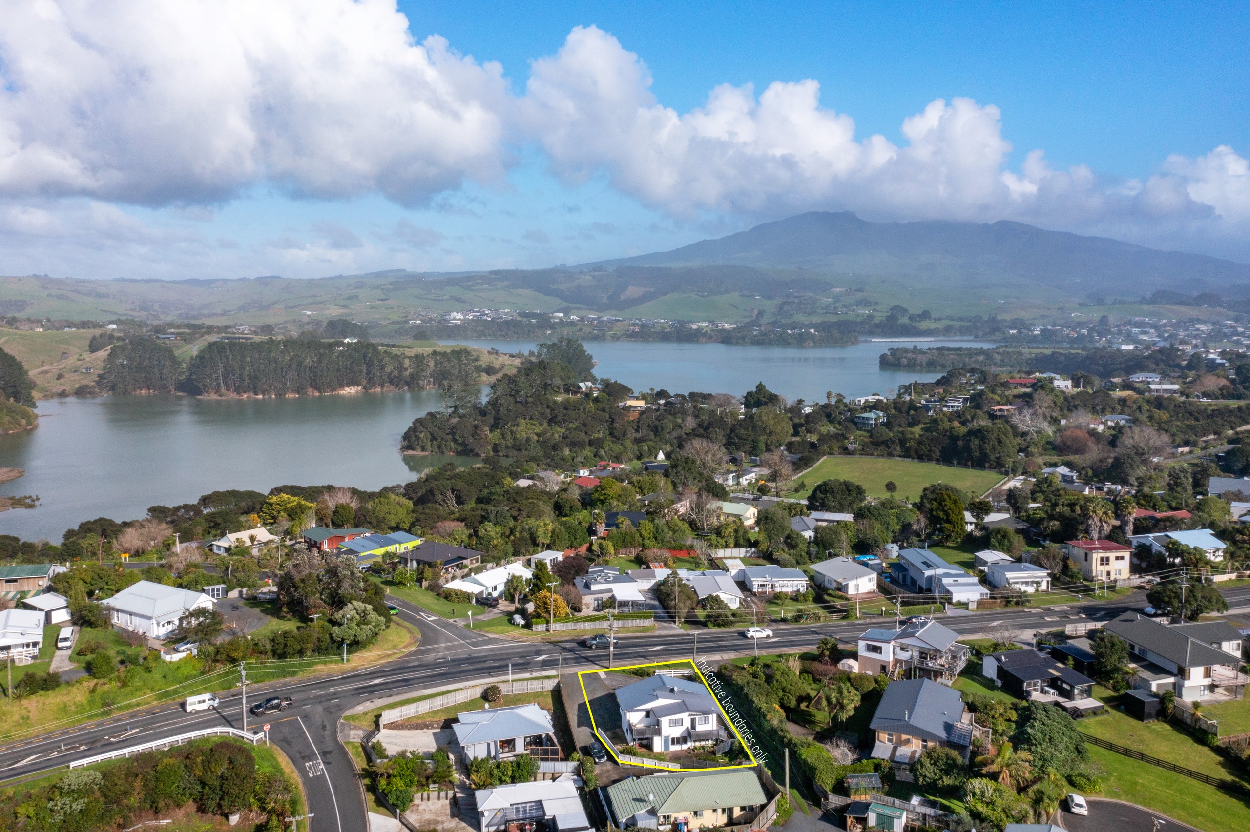 34 Main Road, Raglan, Waikato District