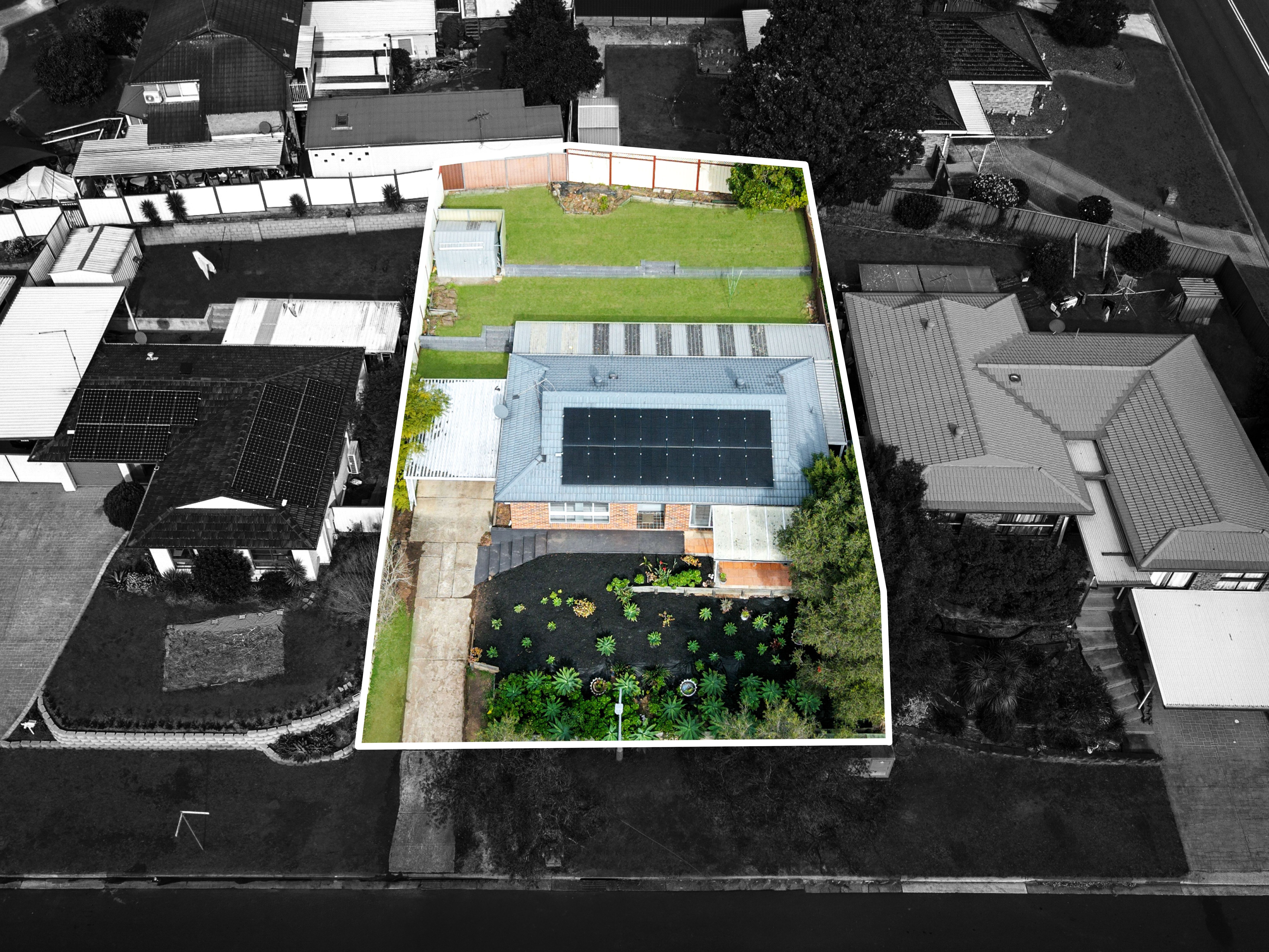 82 Cleopatra Drive, Rosemeadow, NSW 2560