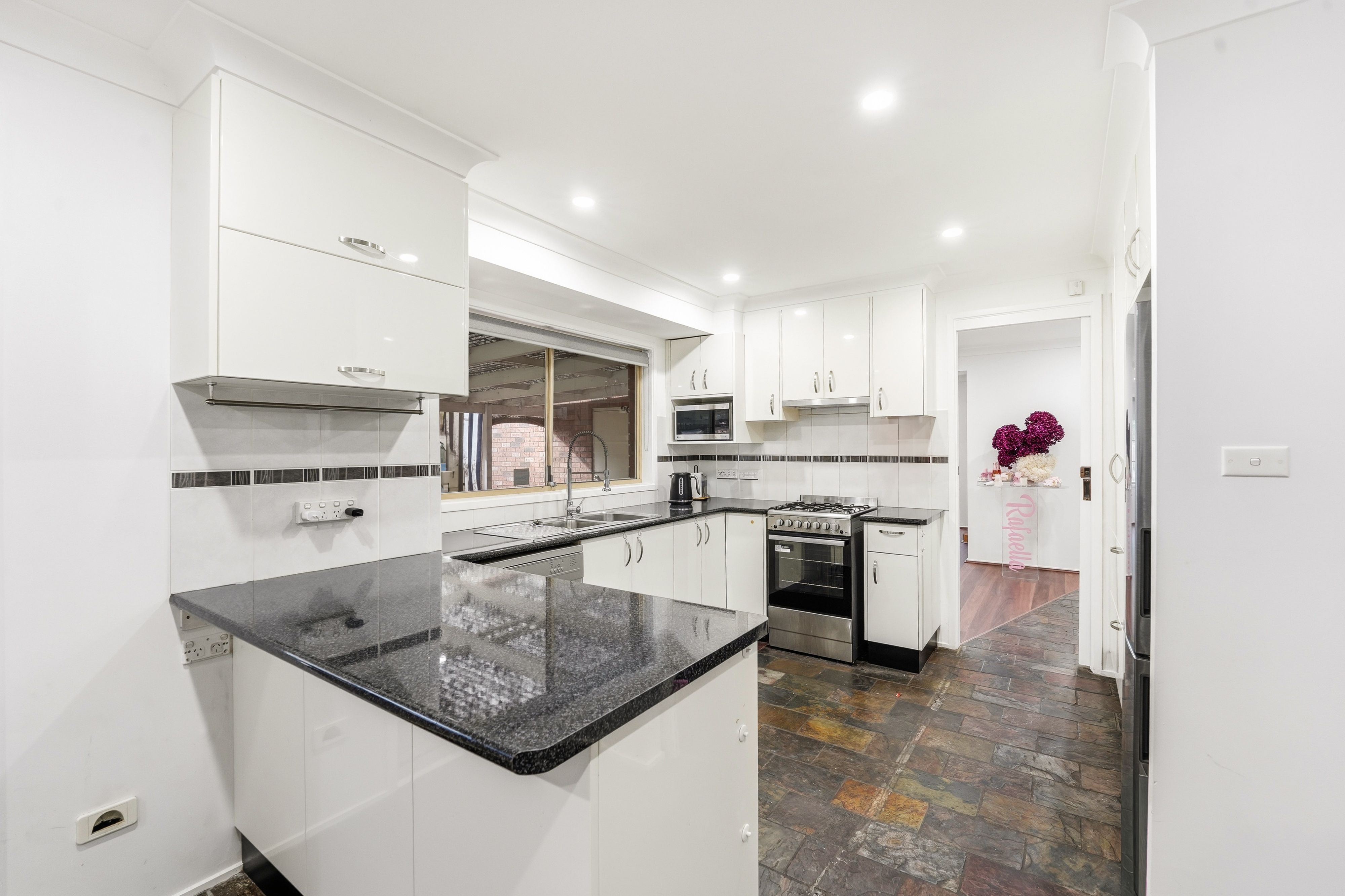 5 Tillford Grove, Rooty Hill, NSW 2766