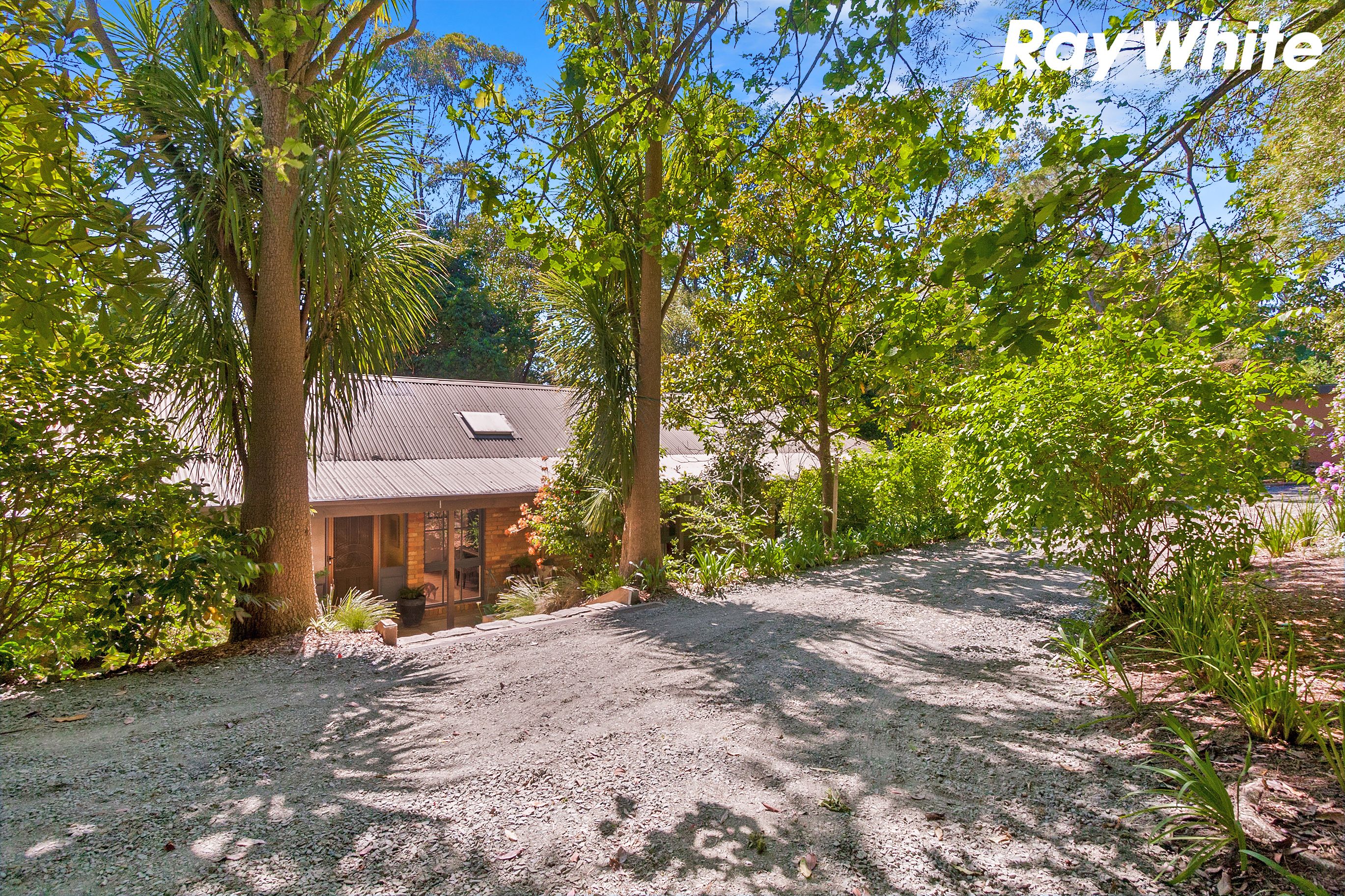31 First Avenue, Cockatoo, VIC 3781