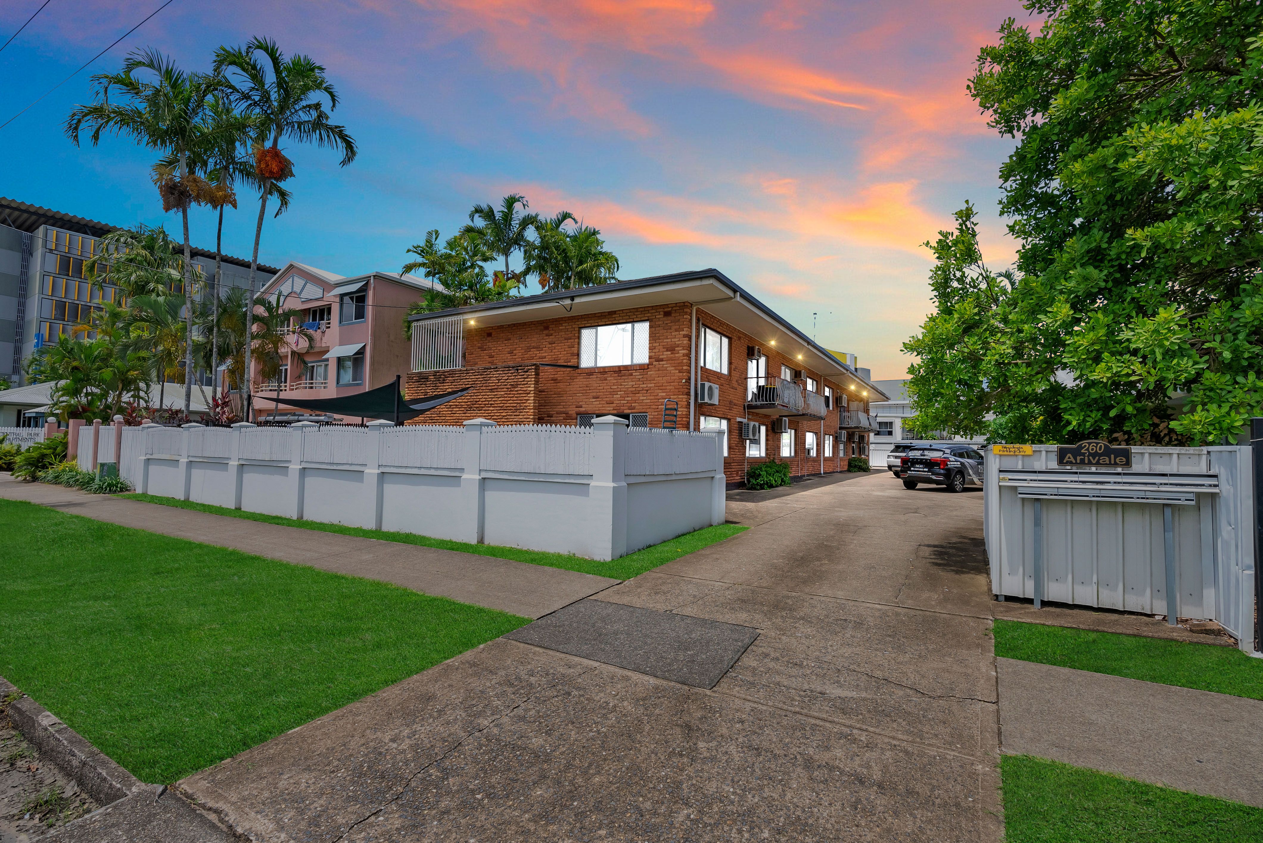 260 Grafton Street, Cairns North QLD 4870