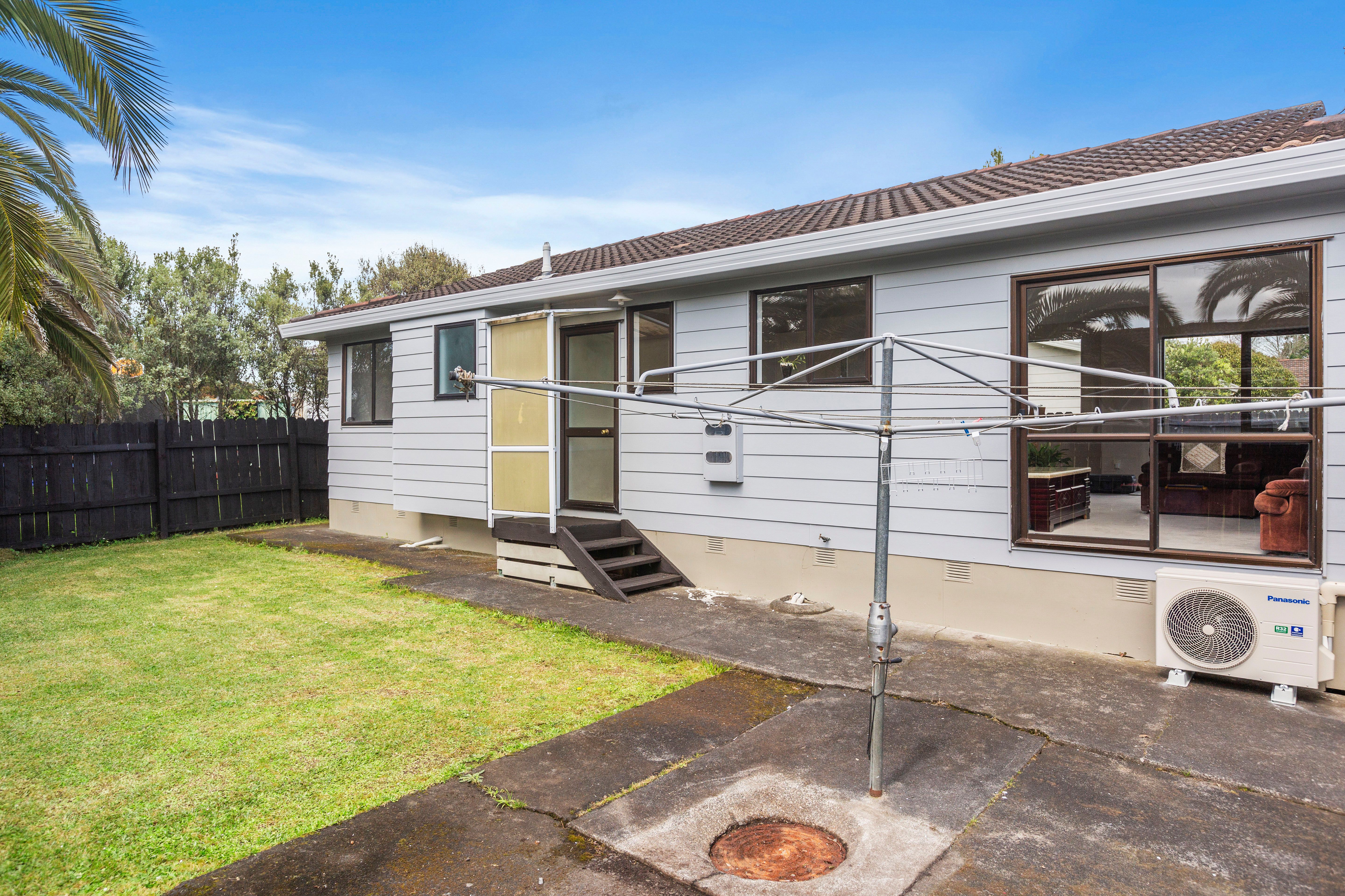 2/26 Karepo Crescent, Ranui, Waitakere City