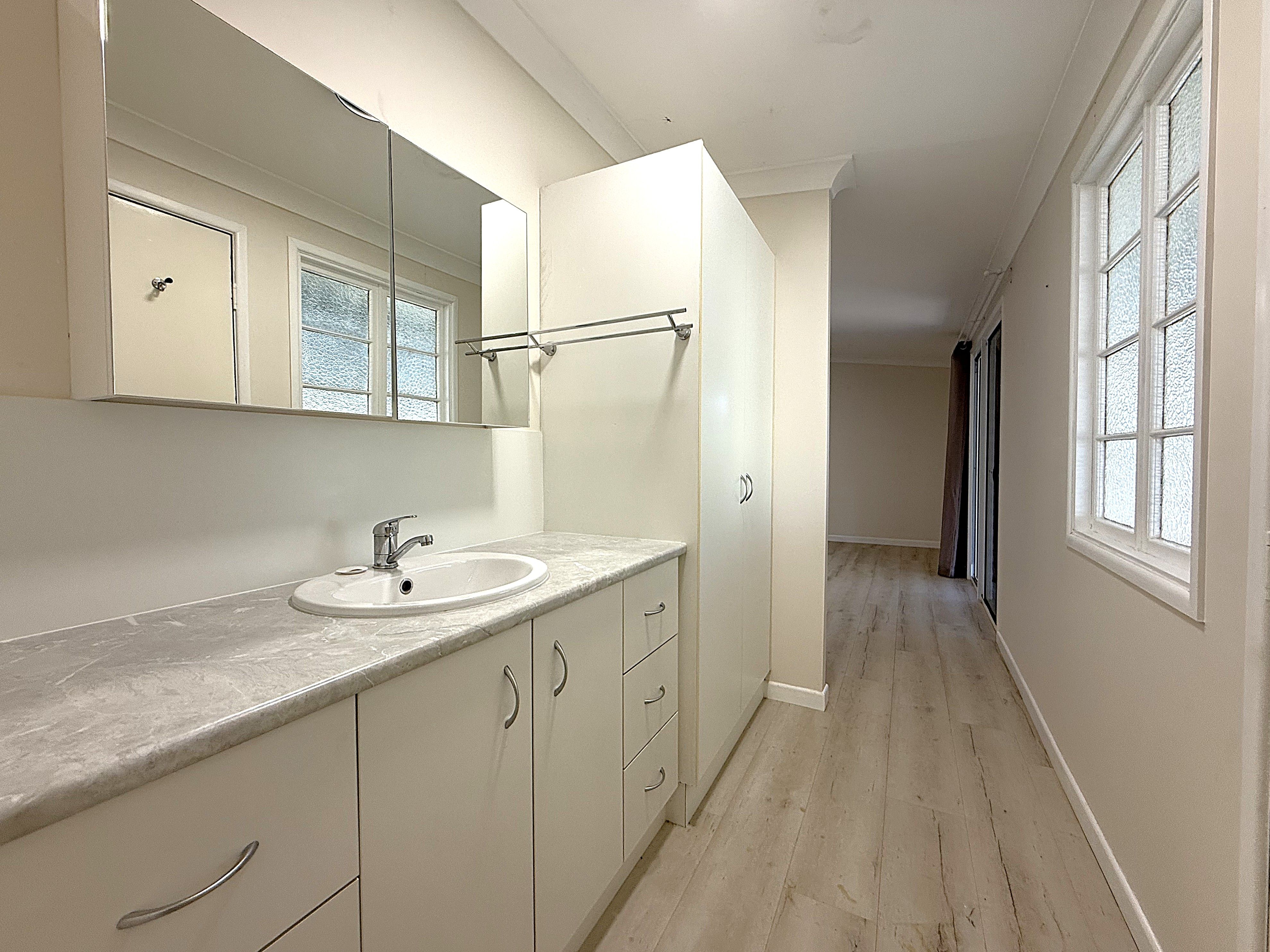 7 Heron Street — photo 11 of 14
