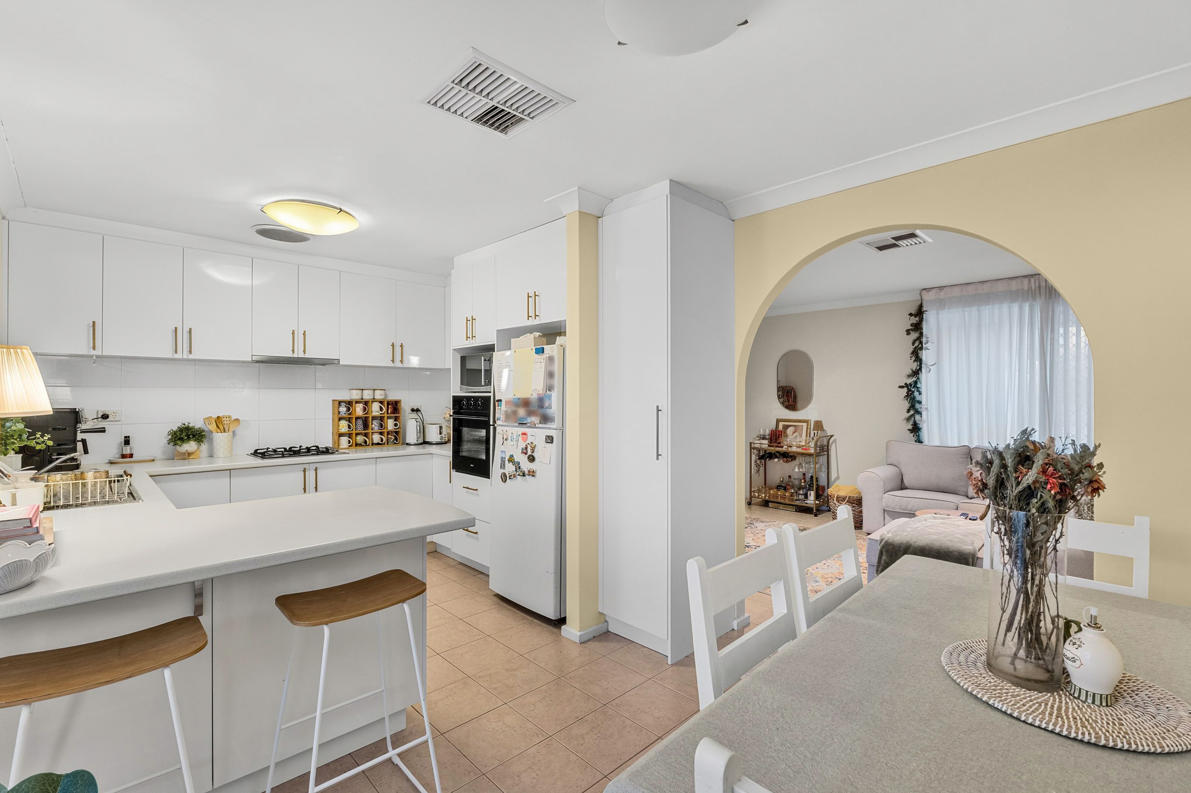 36A Cobham Way — photo 5 of 18