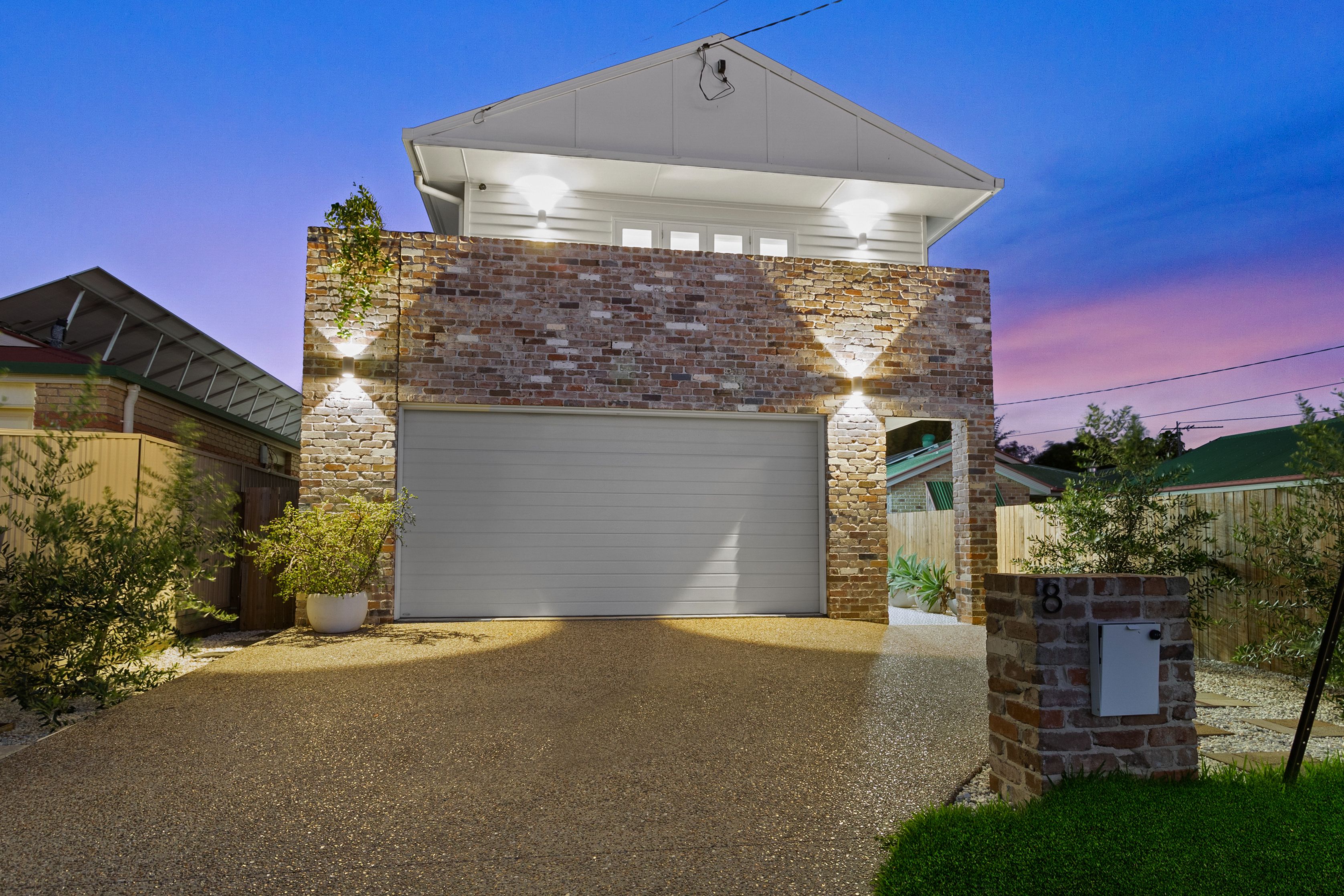 8 McLennan Street, Woody Point, QLD 4019