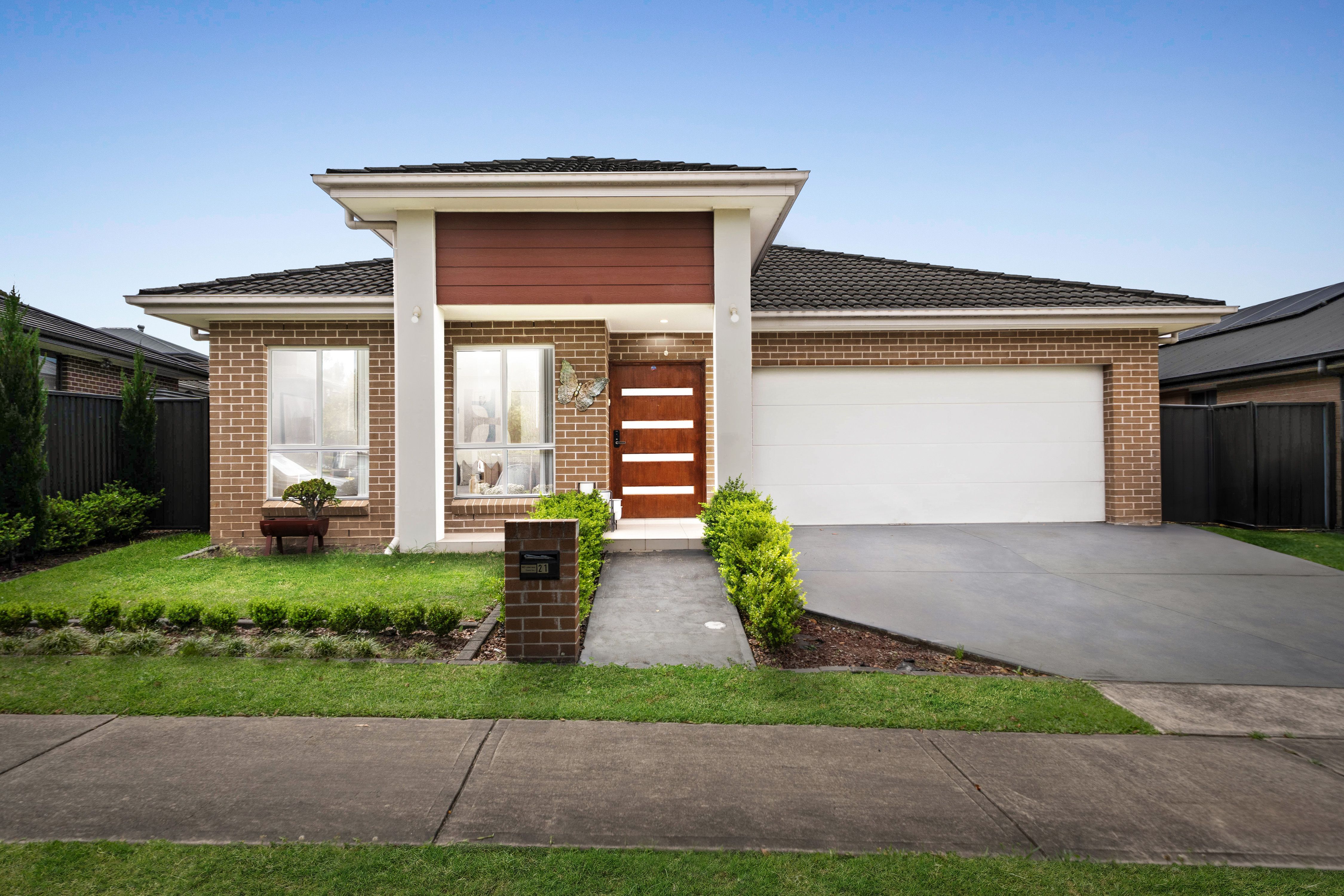 21 Portsmouth Circuit — photo from Ray White United Group