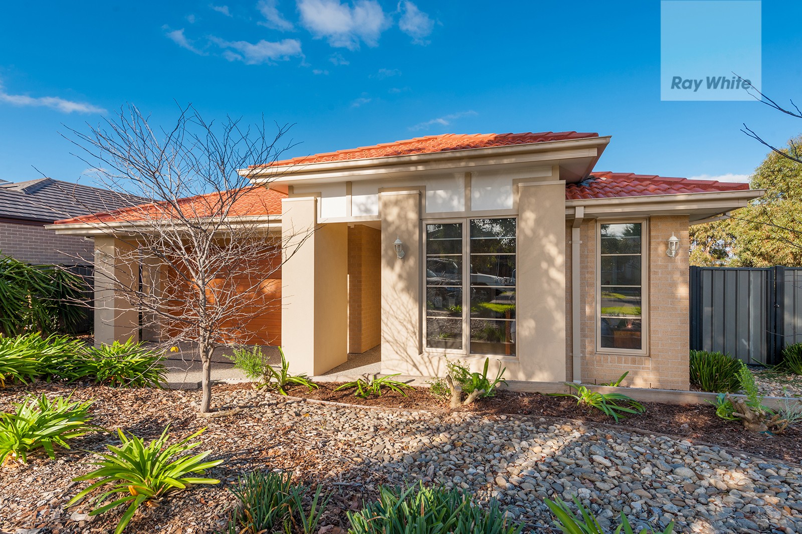 69 Charteris Drive, Craigieburn, VIC 3064