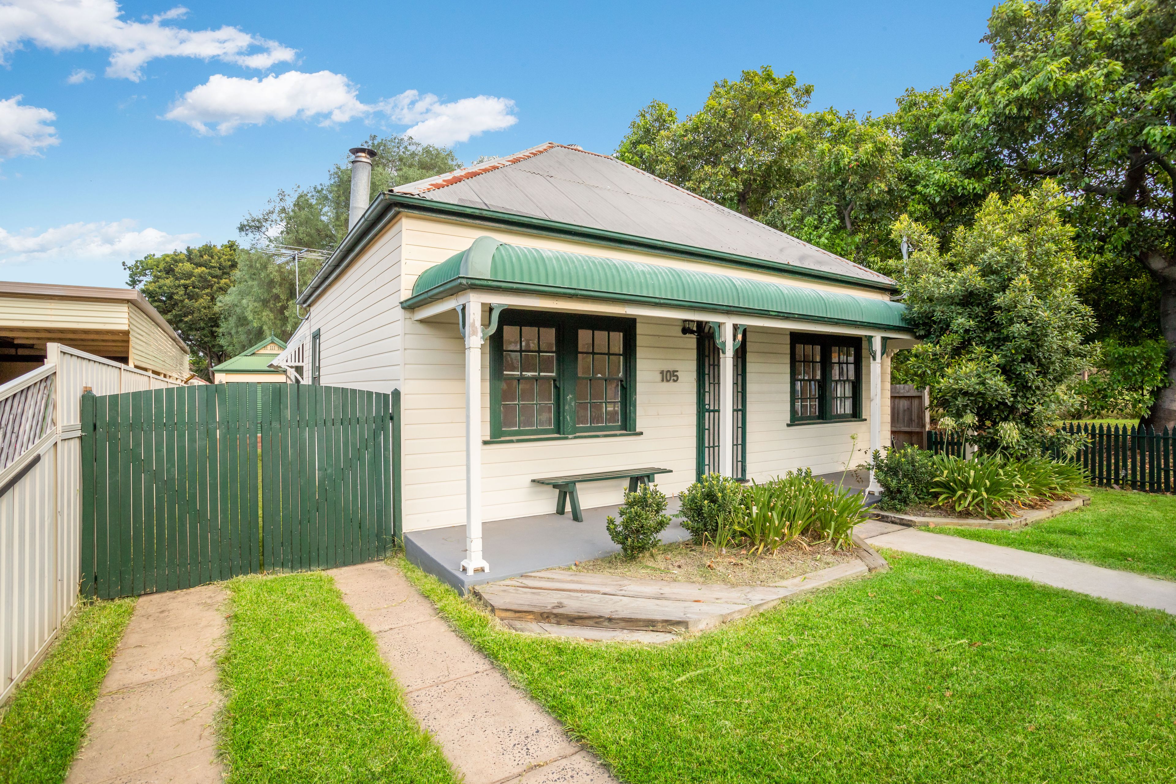 105 Alfred Street