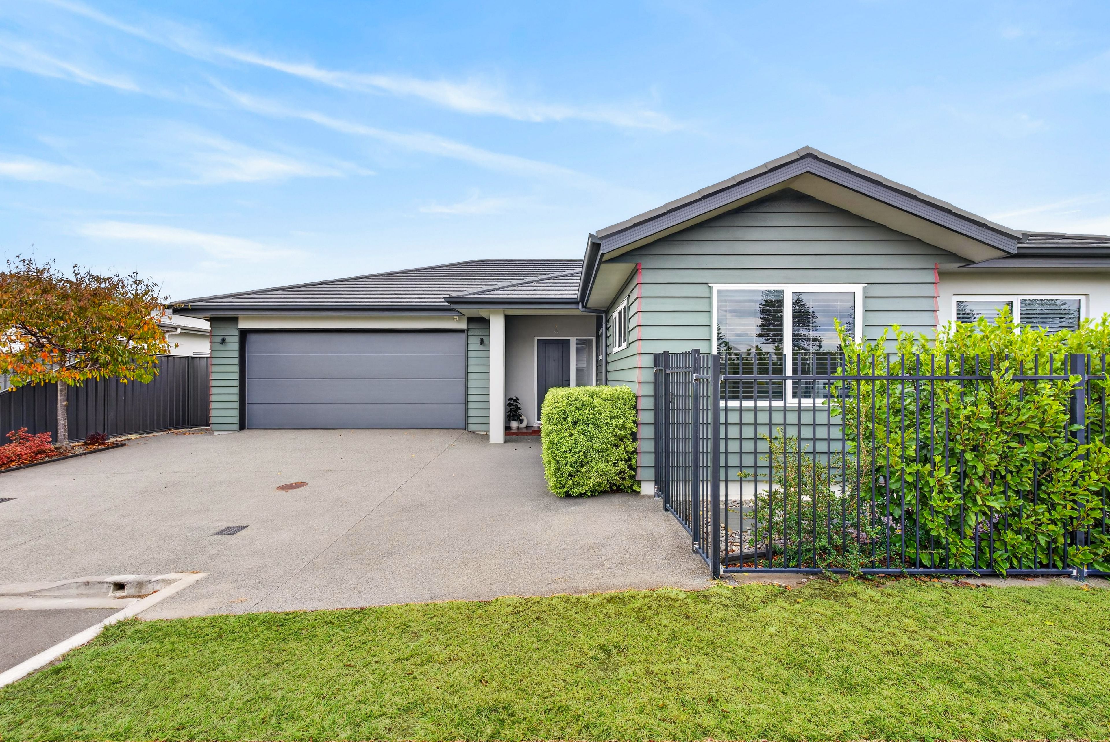 27 Arrow Place, Te Awa, Napier City