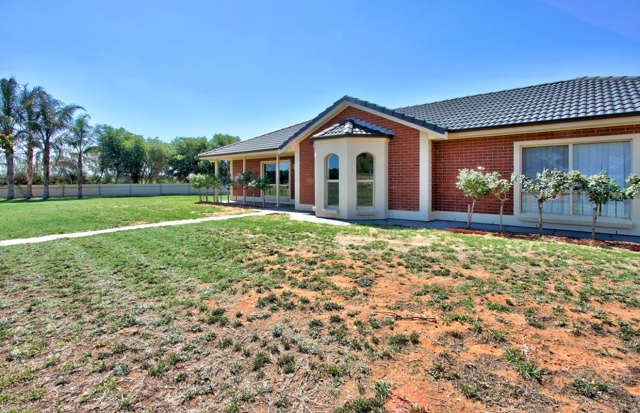 97 Edwards Road, Loxton North, SA 5333