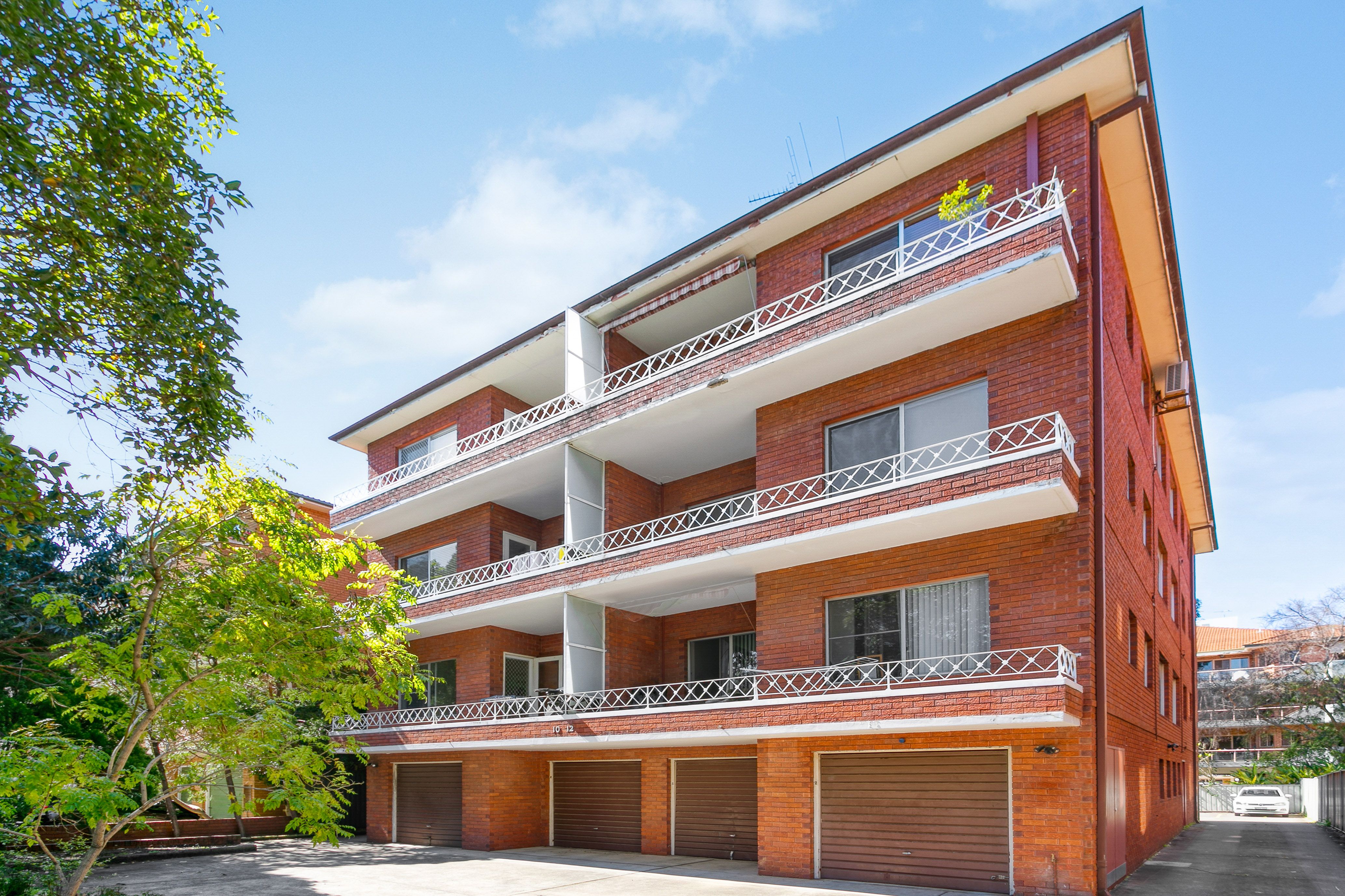 10-12 Queens Road, BRIGHTON-LE-SANDS NSW 2216