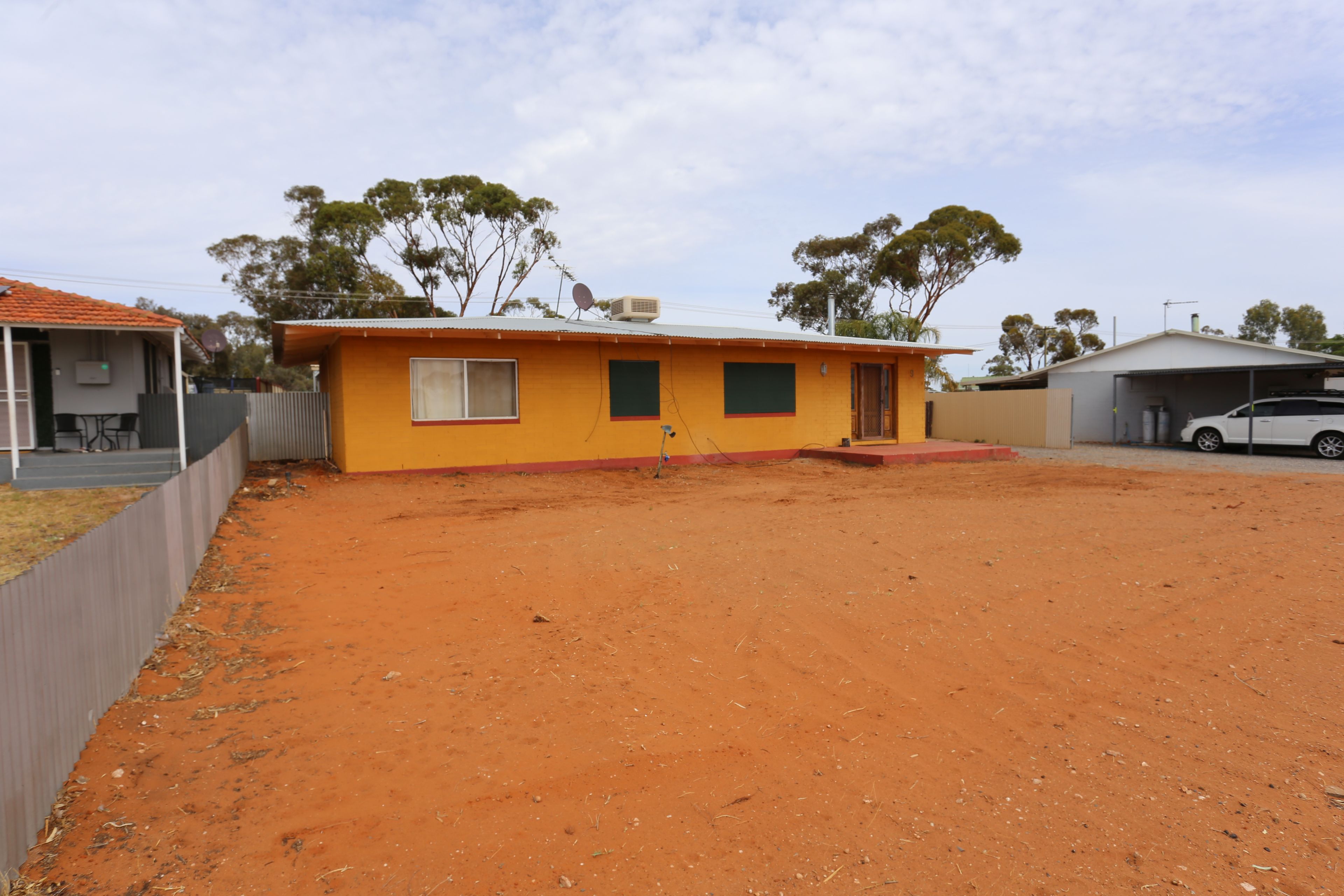 9 Grevillea Crescent, Kambalda West WA 6442